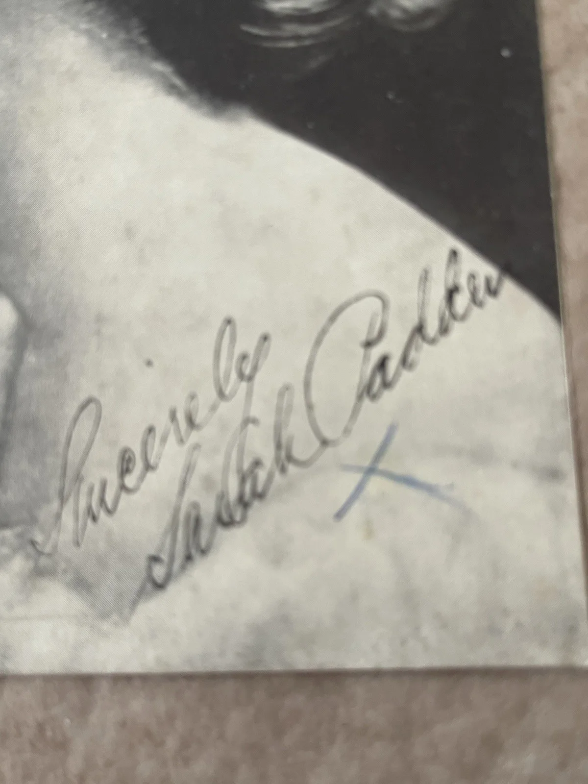 Sarah Padden — Sarah Padden Autographed Signed 4x5.25 inch Photograph, изображение 2