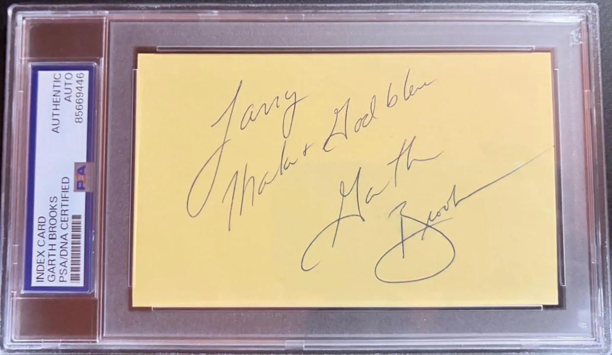 Garth Brooks — GARTH BROOKS SIGNED AUTOGRAPH INDEX CARD ENCAPSULATED PSA FRIENDS IN LOW PLACES