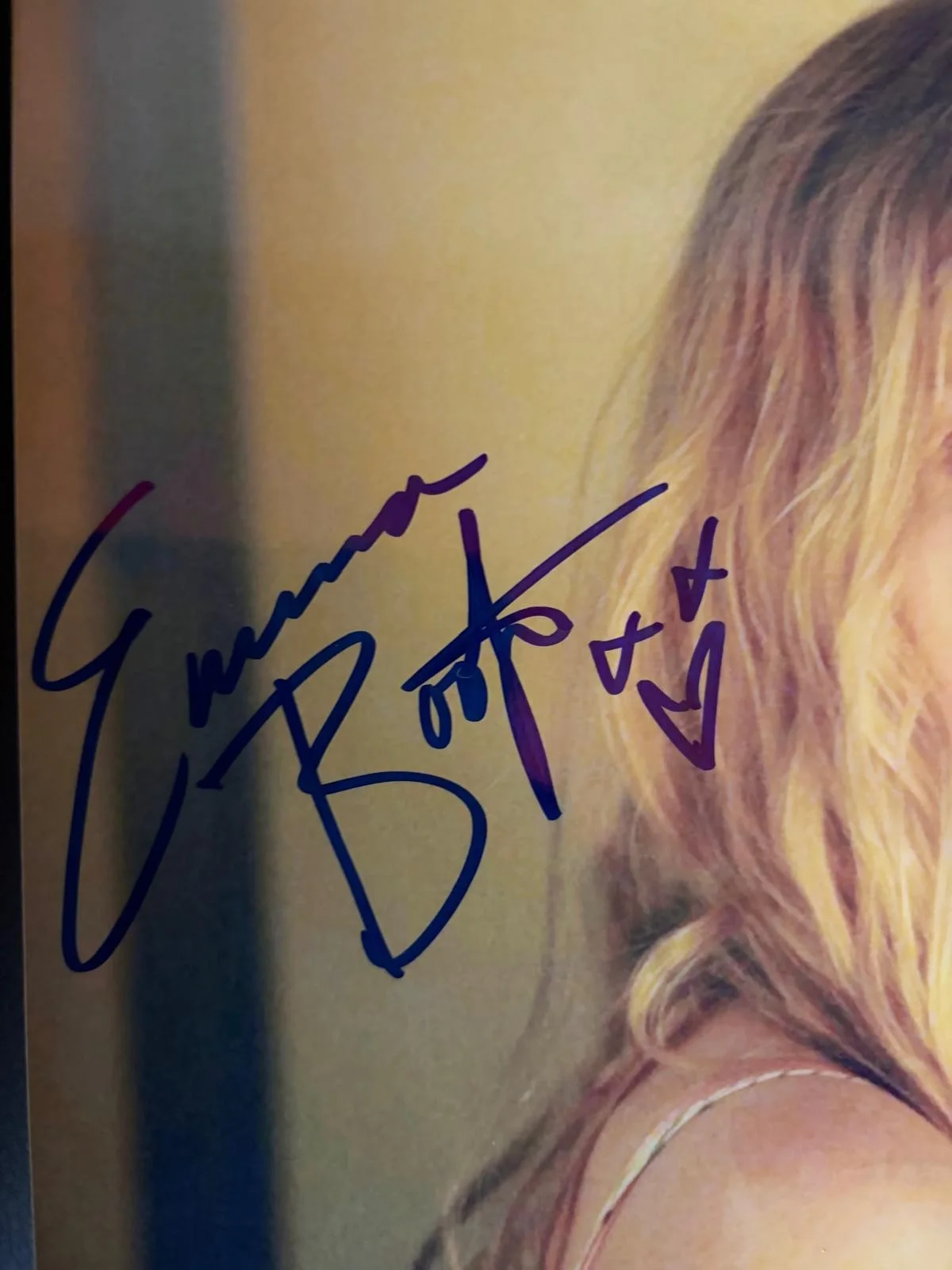 Emma Booth — EMMA BOOTH SIGNED AUTOGRAPHED 8X10 PHOTO HOUNDS OF LOVE PARKER MODEL JSA COA, изображение 2