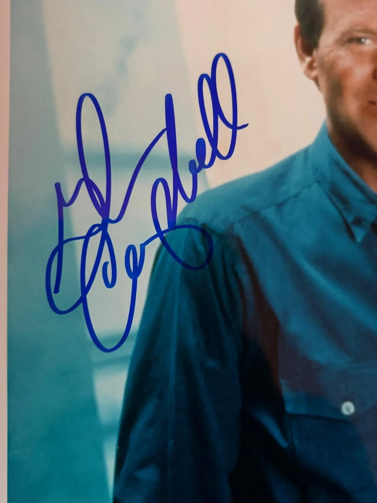 Glen Campbell — GLEN CAMPBELL SIGNED AUTOGRAPH 8X10 PHOTO SOUTHERN NIGHTS RHINESTONE COWBOY JSA, изображение 2