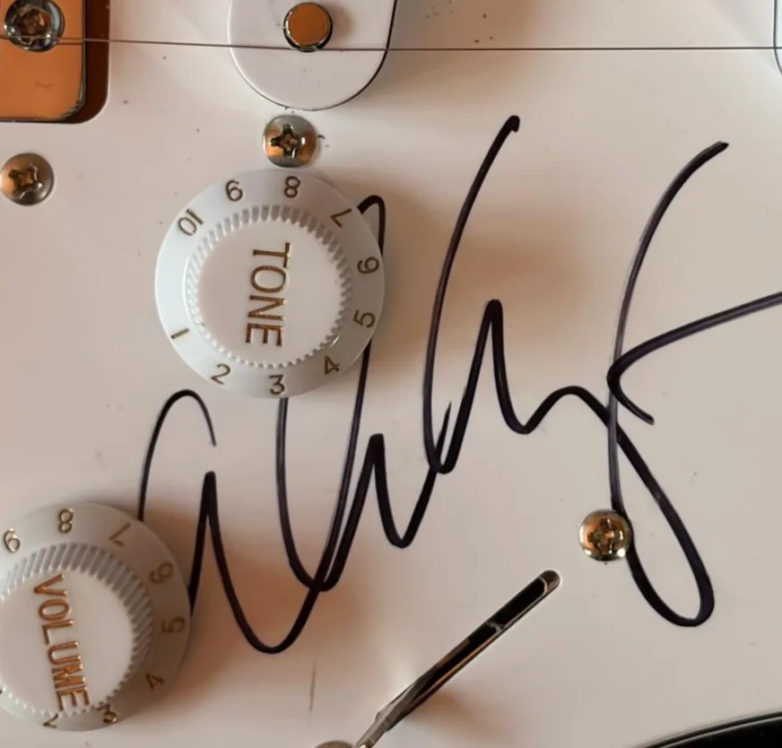 Johnny Depp, Alice Cooper — JOHNNY DEPP ALICE COOPER SIGNED STRATOCASTER GUITAR HOLLYWOOD VAMPIRES PSA COA, image 3