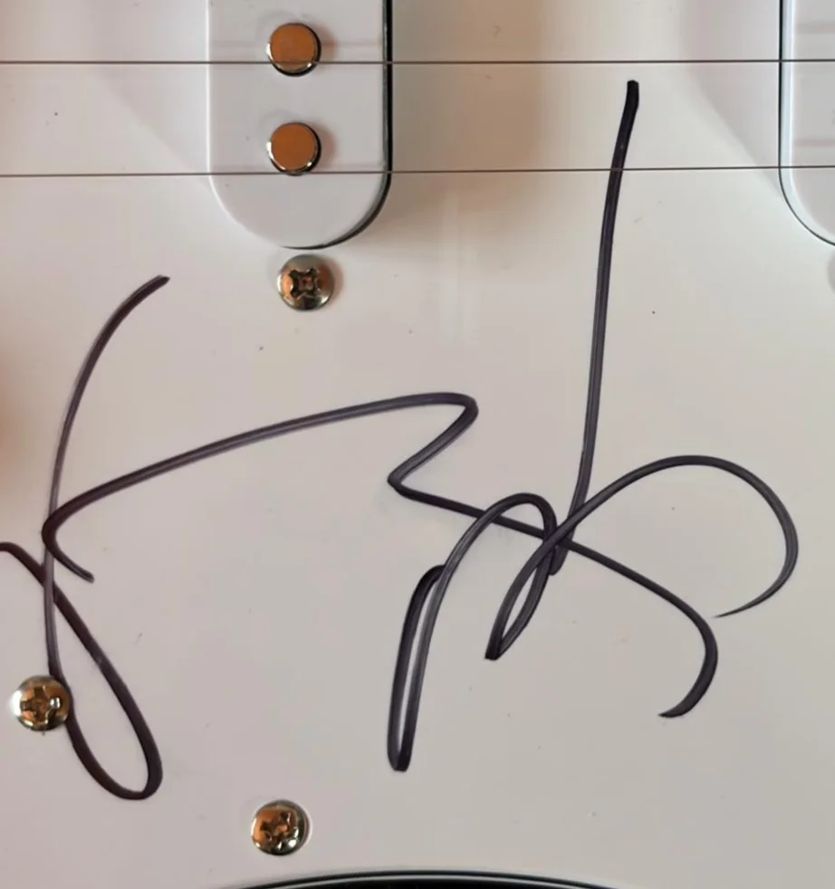 Johnny Depp, Alice Cooper — JOHNNY DEPP ALICE COOPER SIGNED STRATOCASTER GUITAR HOLLYWOOD VAMPIRES PSA COA, image 4