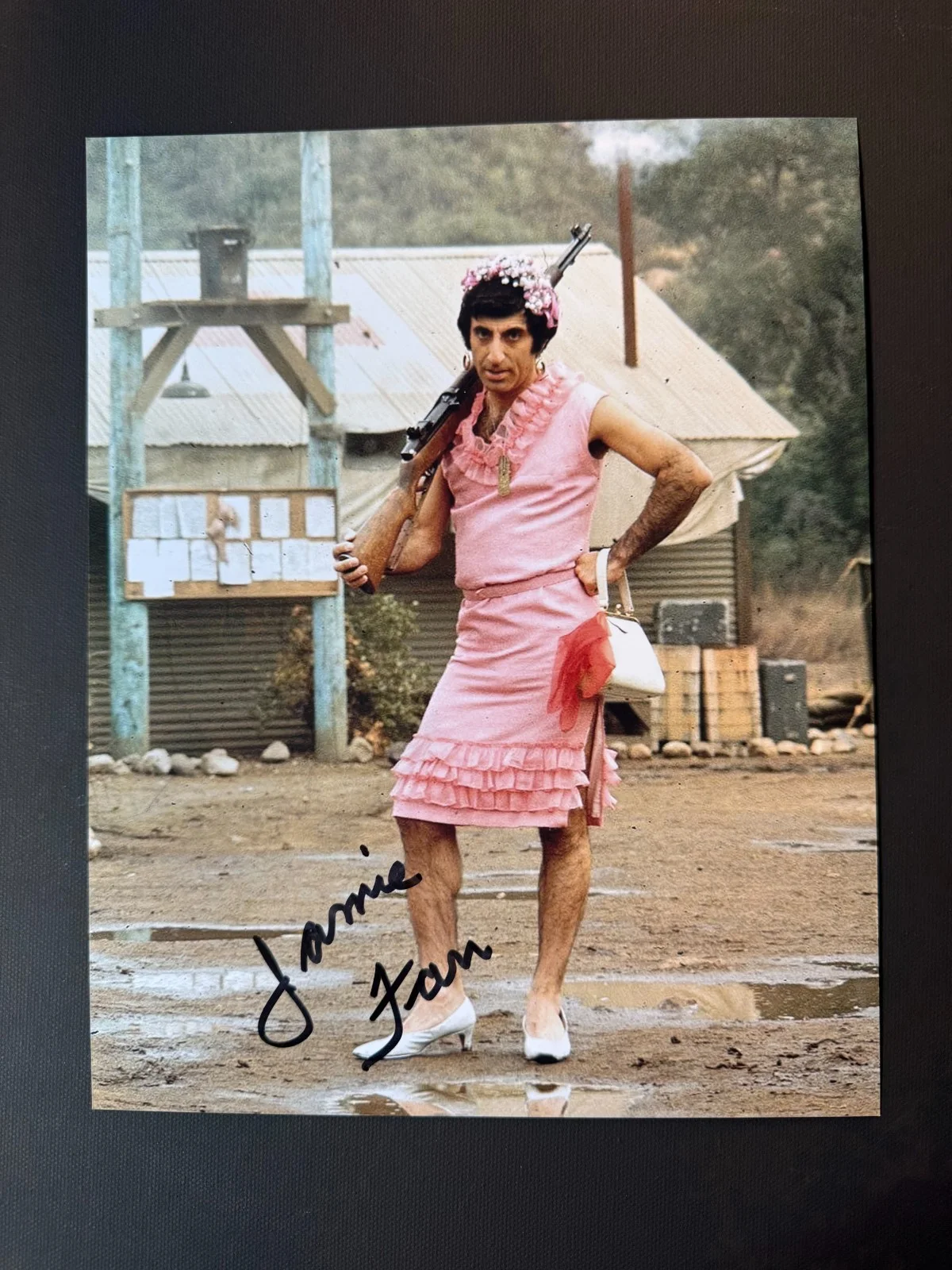 Jamie Farr — Jamie Farr Rare! signed autographed 8x10 Photo MASH M.A.S.H. Maxwell Klinger