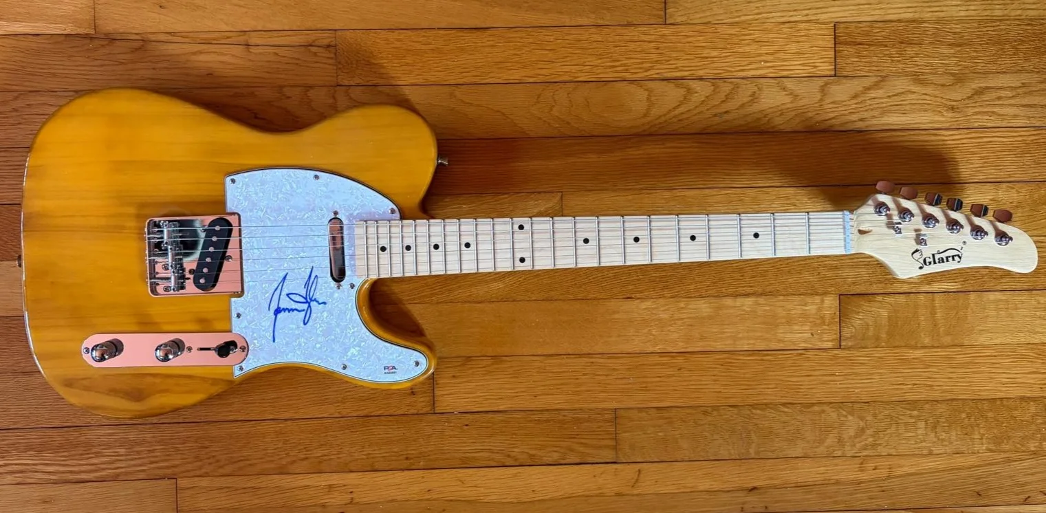 James Taylor — JAMES TAYLOR SIGNED TELECASTER GUITAR FIRE AND RAIN SWEET BABY JAMES PSA COA A, изображение 2