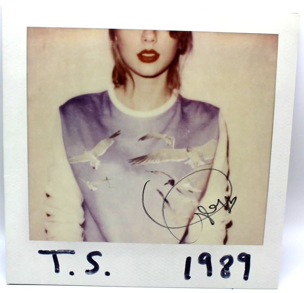 Taylor Swift Signed 1989 Signed Vinyl Record Autographed Album W/JSA LOA Z45320, изображение 2
