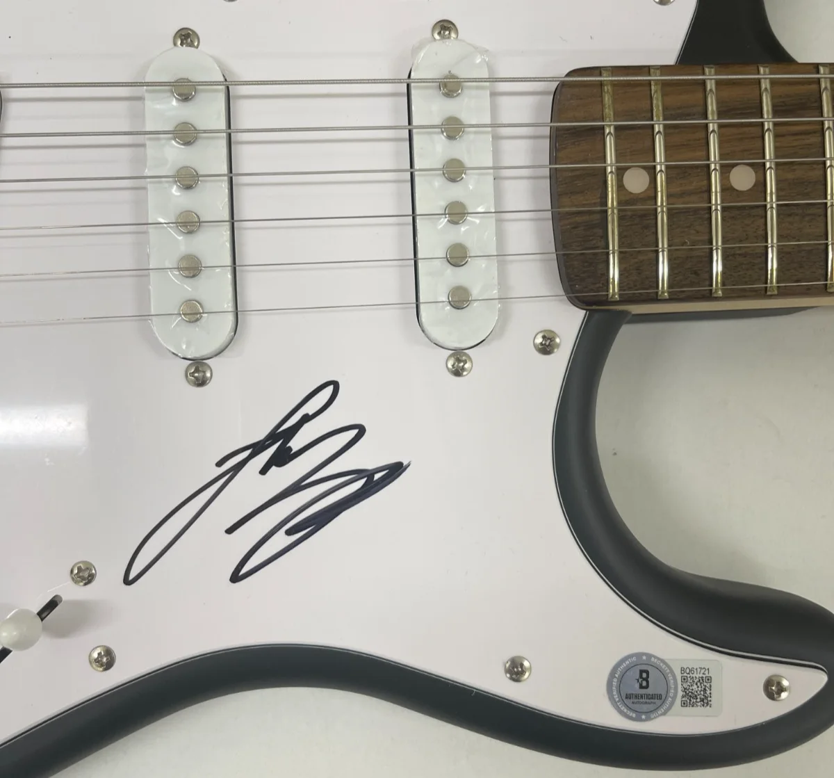 Luke Bryan Signed Fender Stratocaster Electric Guitar Autograph Beckett, image 5