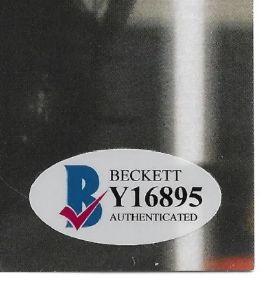 Demi Lovato Autographed I Love Me CD Booklet Beckett Certified Signature, изображение 3