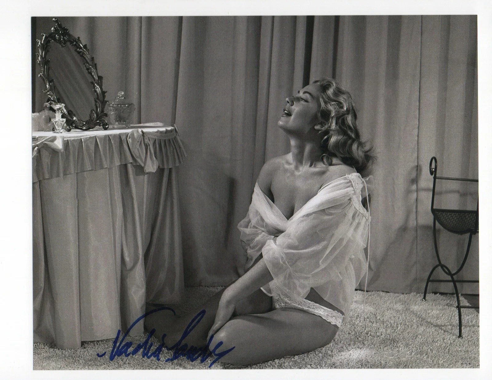 Nadia Sanders — Nadia Sanders signed autograph 8x10 Photo No COA Pass BAS PSA JSA Hot Sexy Sabra