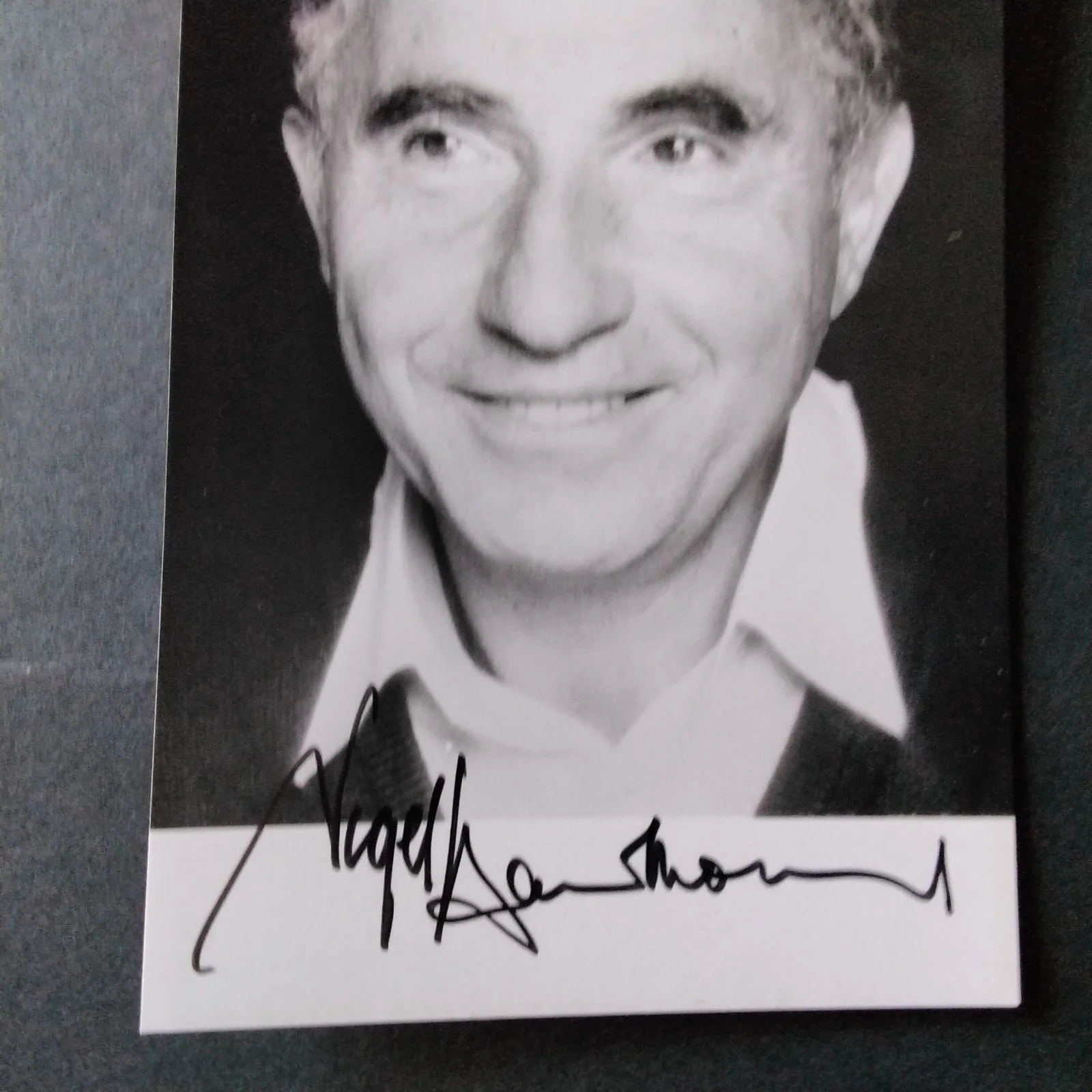Nigel Hawthorne SIGNED Photo Movie TV Actor Madness King George Yes Minister, изображение 3