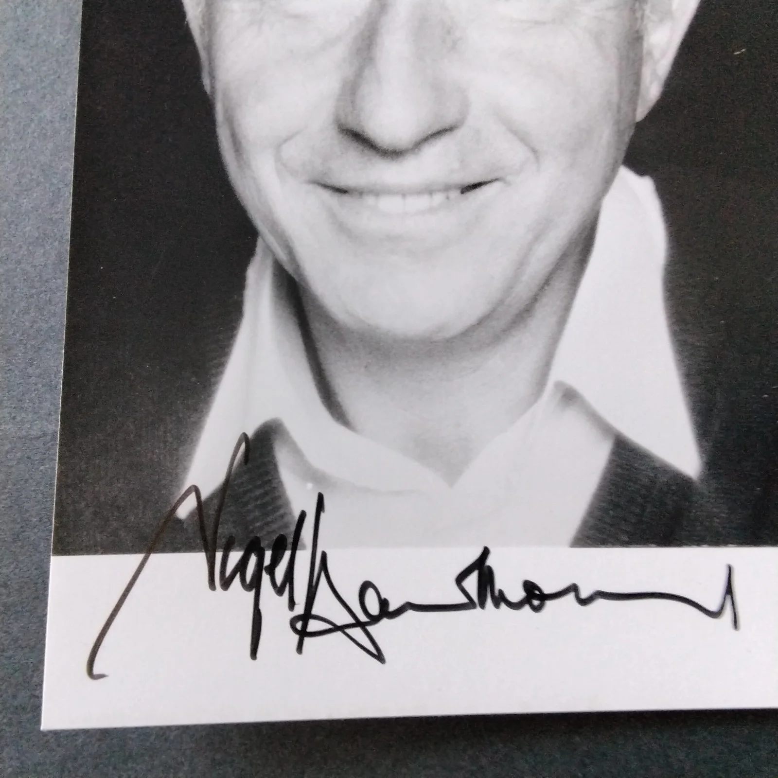 Nigel Hawthorne SIGNED Photo Movie TV Actor Madness King George Yes Minister, изображение 4
