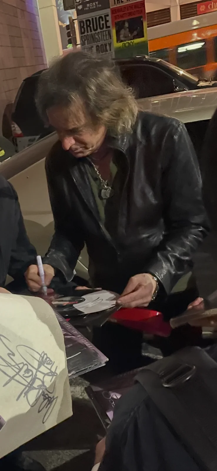 GFA Ratt Band Guitarist * WARREN DeMARTINI * Signed 8x10 Photo PROOF COA, изображение 2