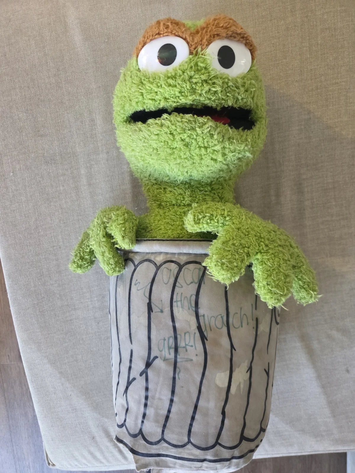 caroll spinney — Signed Oscar the Grouch Plush