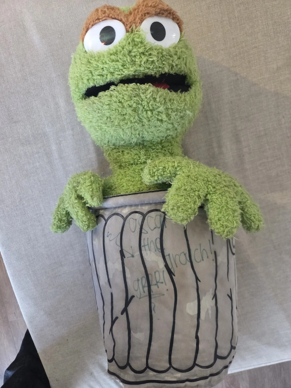 caroll spinney — Signed Oscar the Grouch Plush, image 3