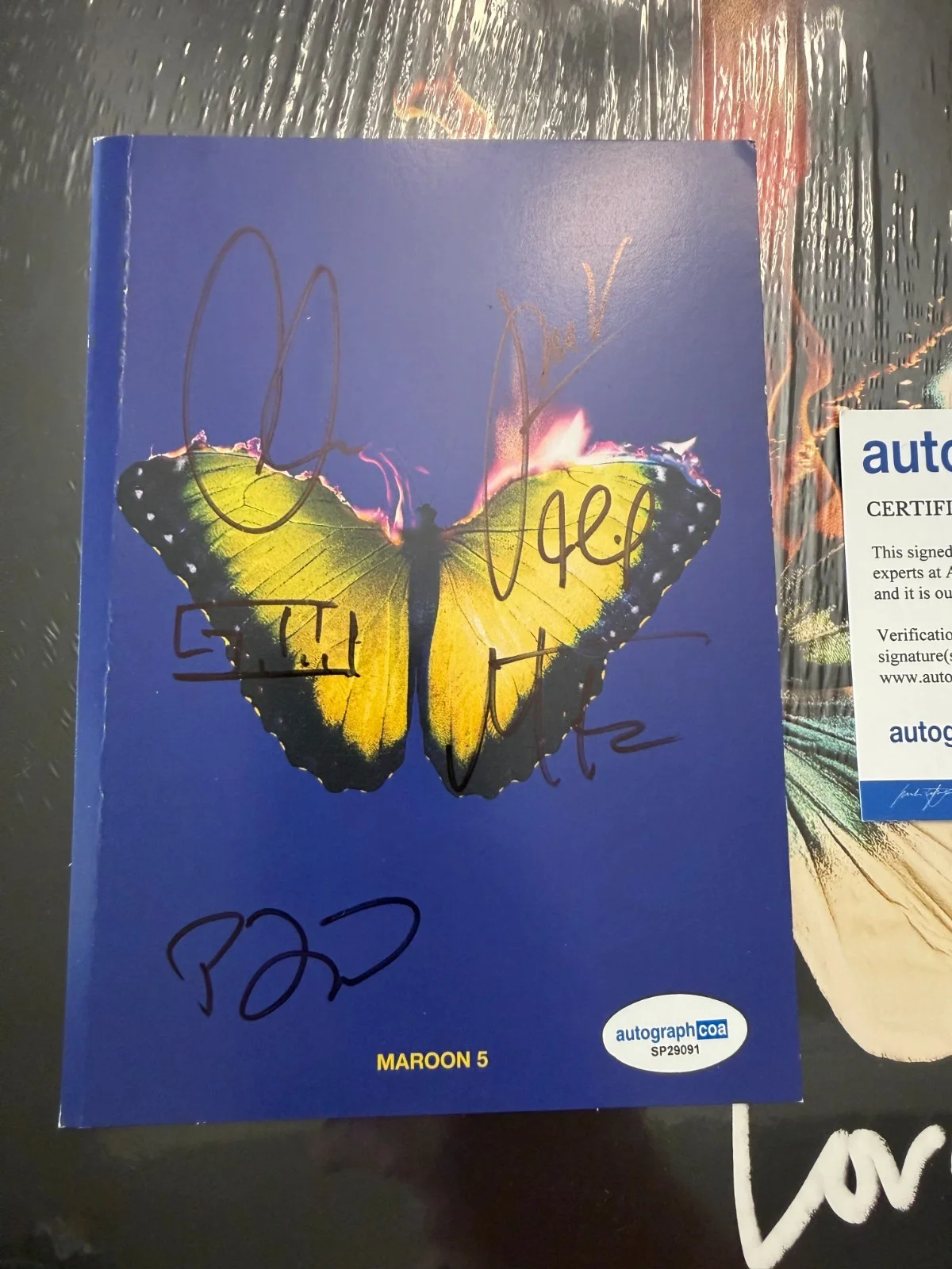 Maroon 5 GROUP SIGNED Vinyl Love Is Like Adam Levine Autograph ACOA SP29091, изображение 2