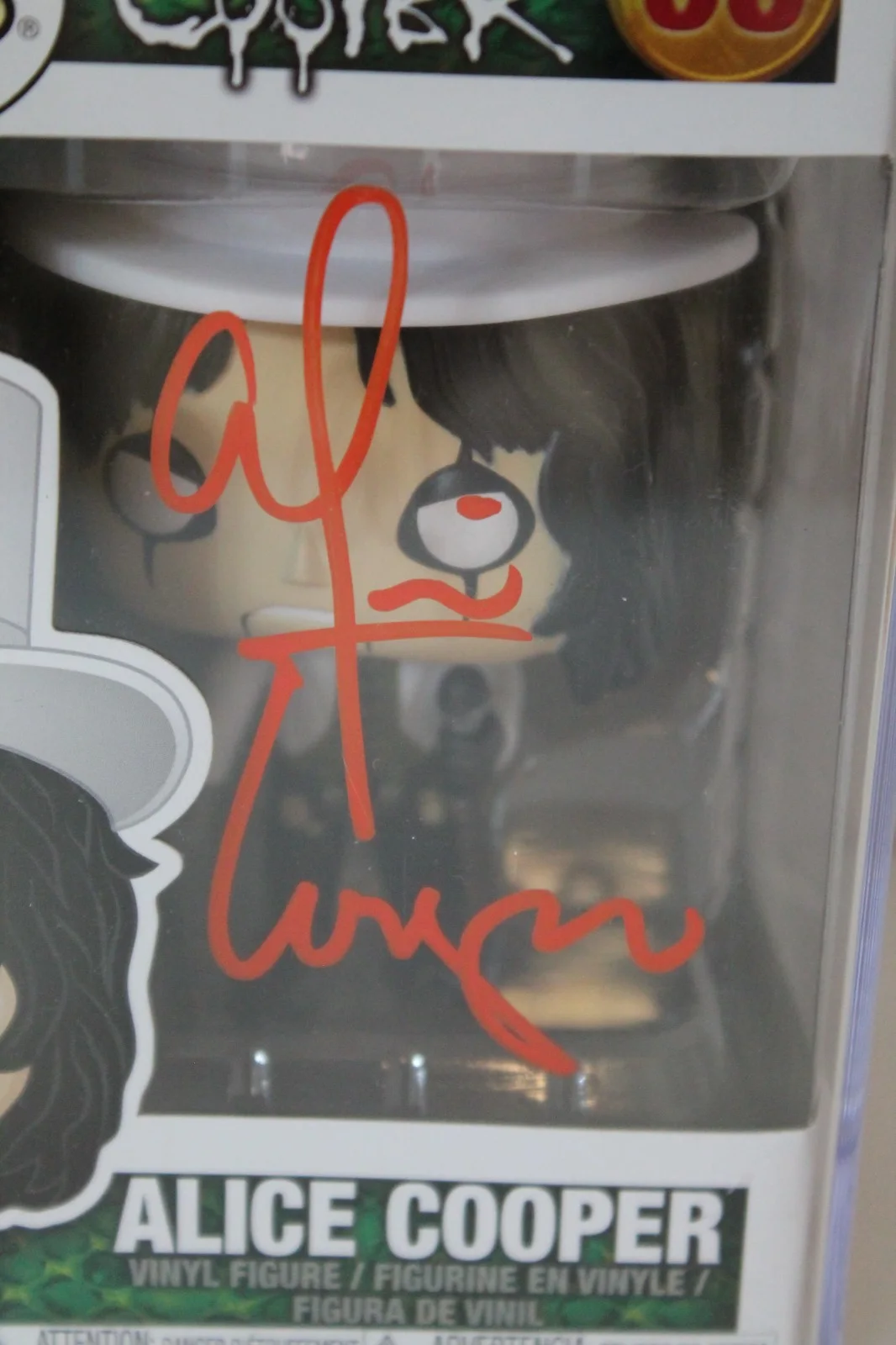 Alice Cooper BOLD Signed / Autographed Funko Pop! Rocks #68 - COA/Acrylic Case, image 2