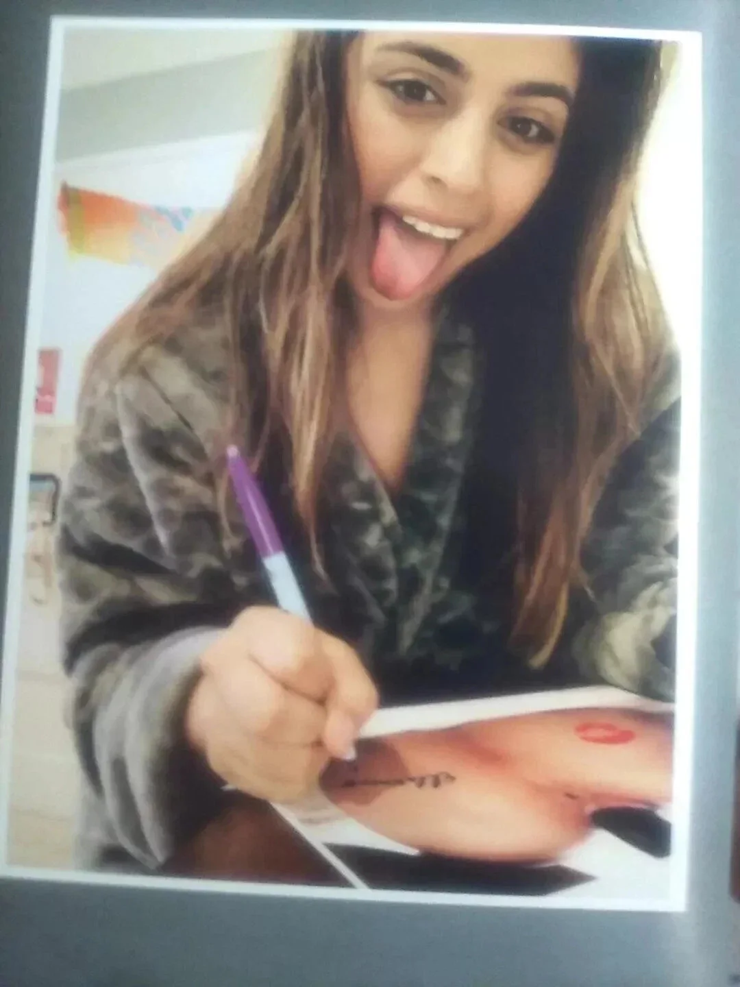 Ella Knox Hand Signed Autographed 8x10 color Photo of Adult Latina Model, изображение 2