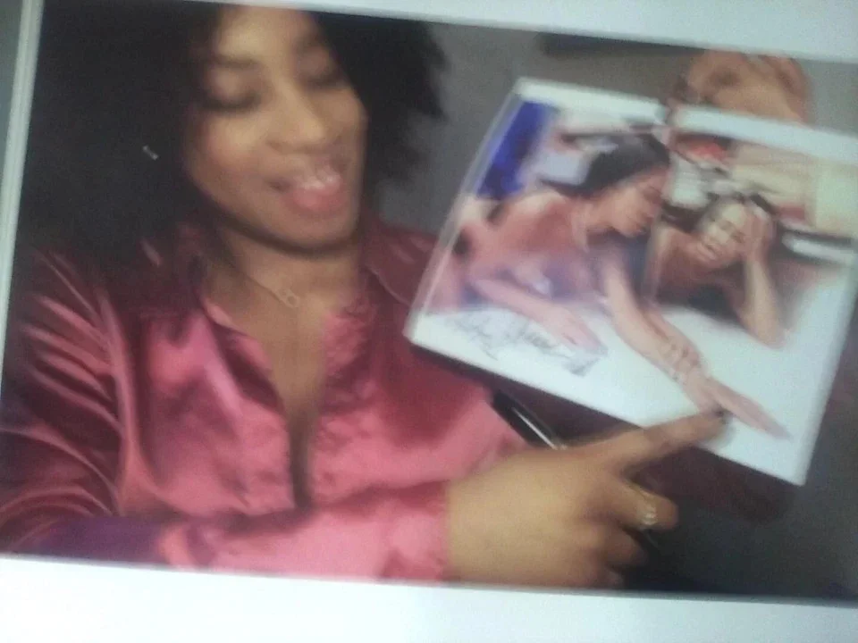 LaLa Ivey Hand Signed Autographed Letter + 8x10 color photo of Adult Ebony Model, изображение 3