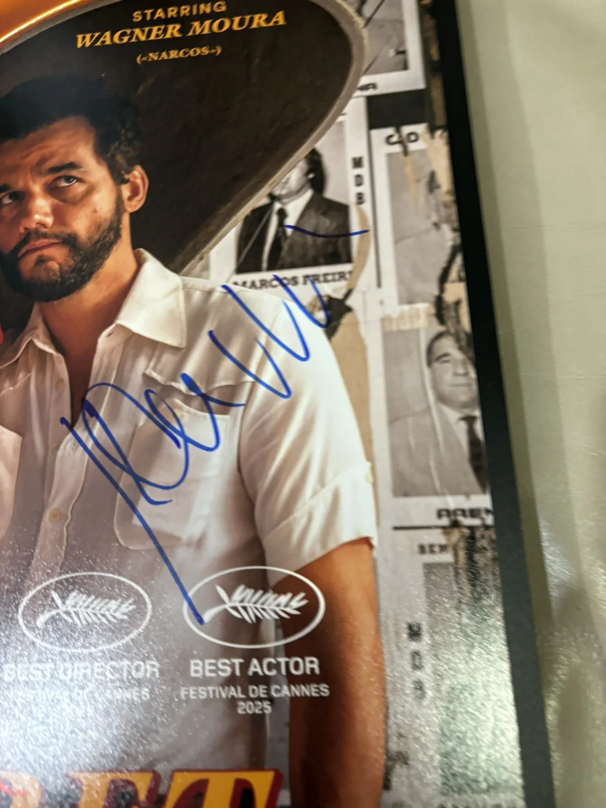 Wagner Moura, Kleber Mendonça Filho — The Secret Agent 11x17 Photo Signed by Wagner Moura and Kleber Mendonça Filho, изображение 4