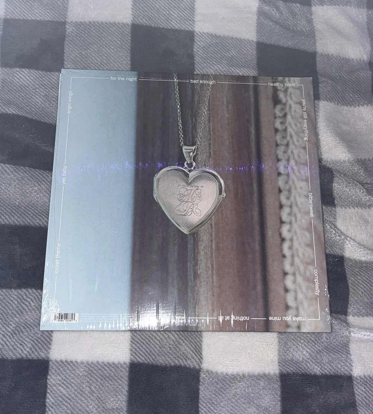 Madison Beer Signed Autographed Locket Vinyl, image 2