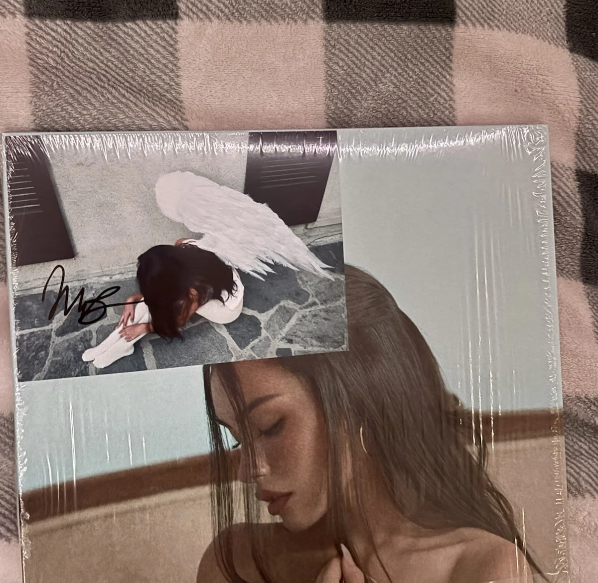 Madison Beer Signed Autographed Locket Vinyl, image 3