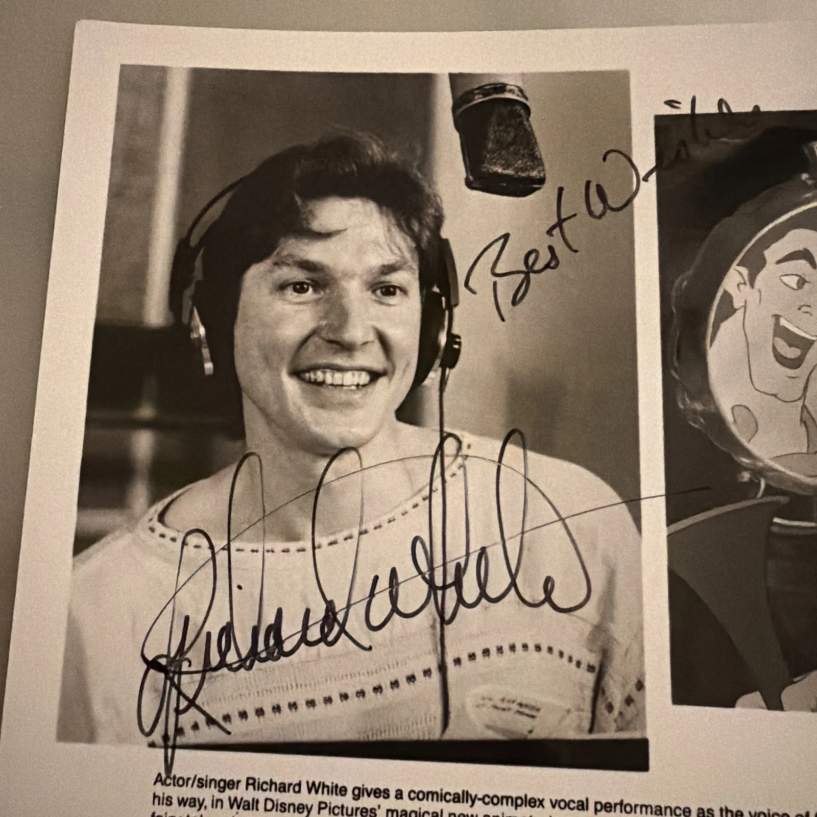 Richard White Signed Gaston Beauty and the Beast Disney Photo Autograph, image 2