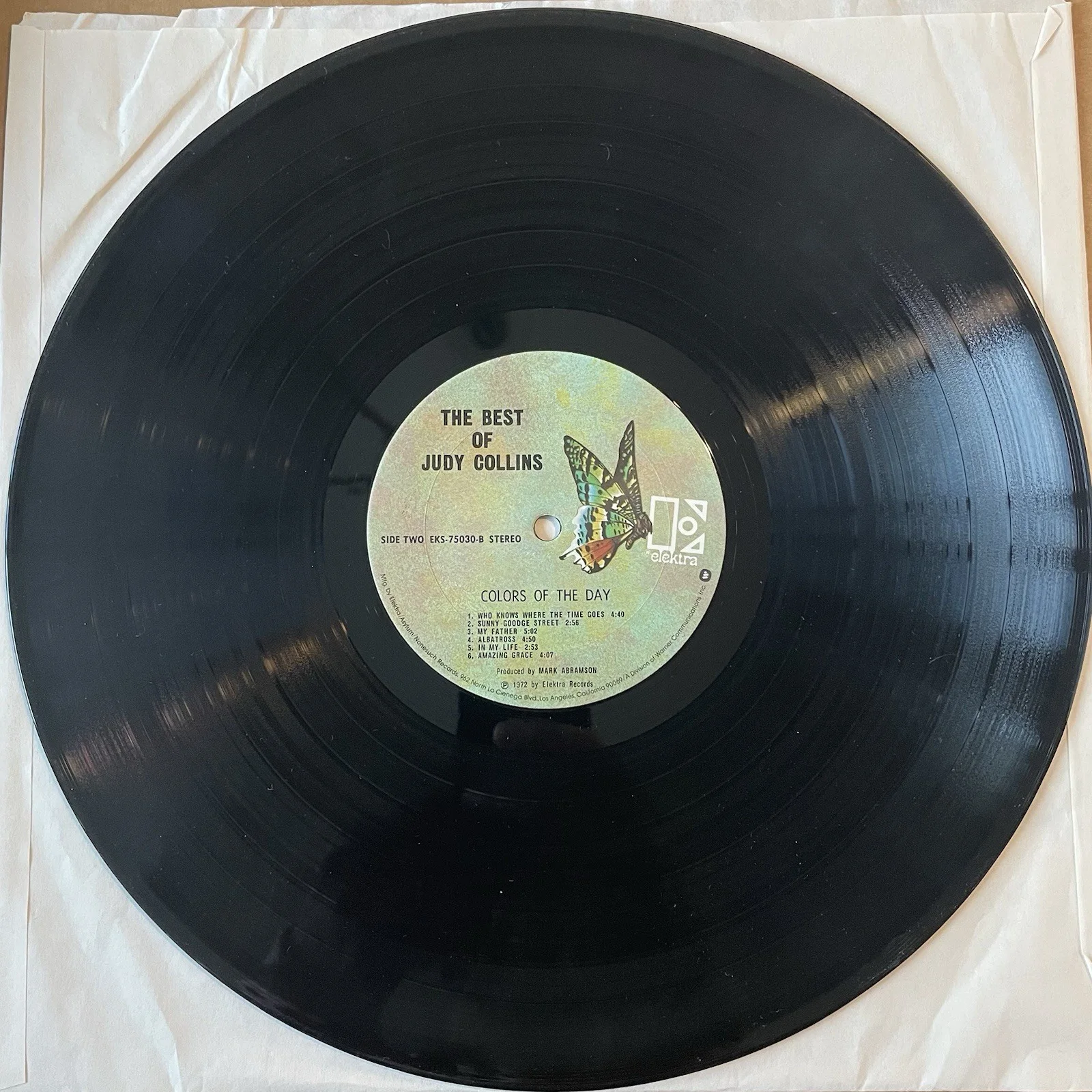 JUDY COLLINS Signed Colors Of The Day Vinyl Record Album Autographed, изображение 3