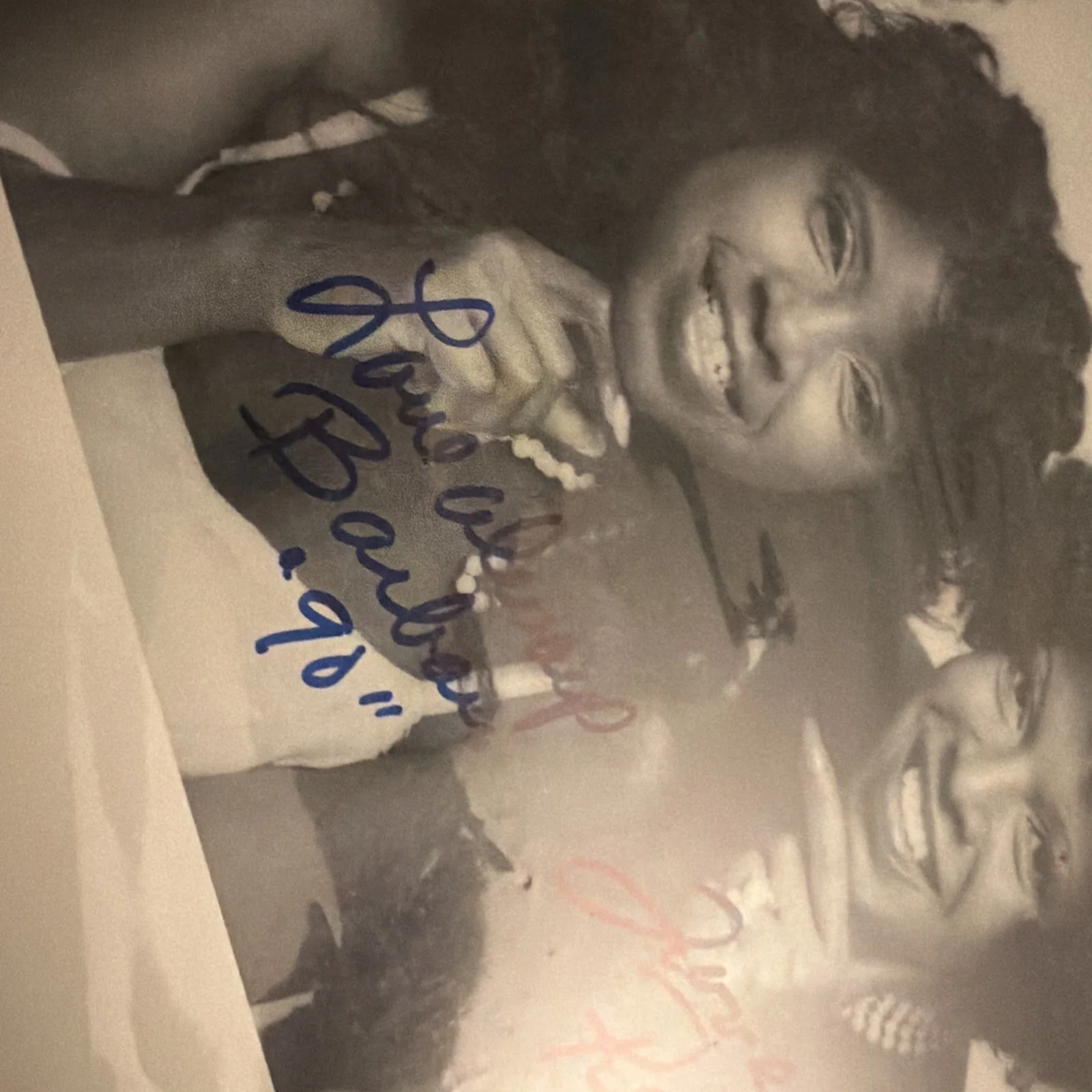 The Dixie Cups Signed Photo Autograph – All 3 Members Vintage B&W Promo, изображение 3