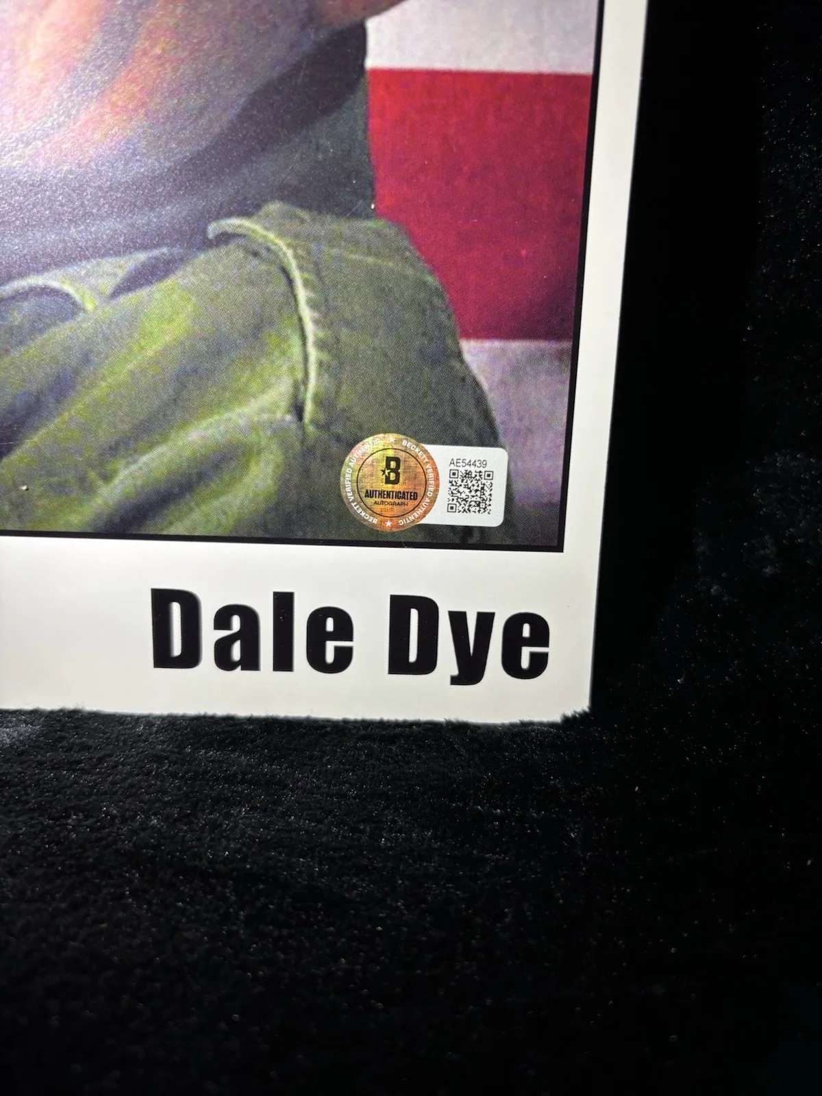 Dale Dye — DALE DYE USA MARINES SIGNED AUTOGRAPHED 8x10 PHOTO BECKETT BAS, image 2
