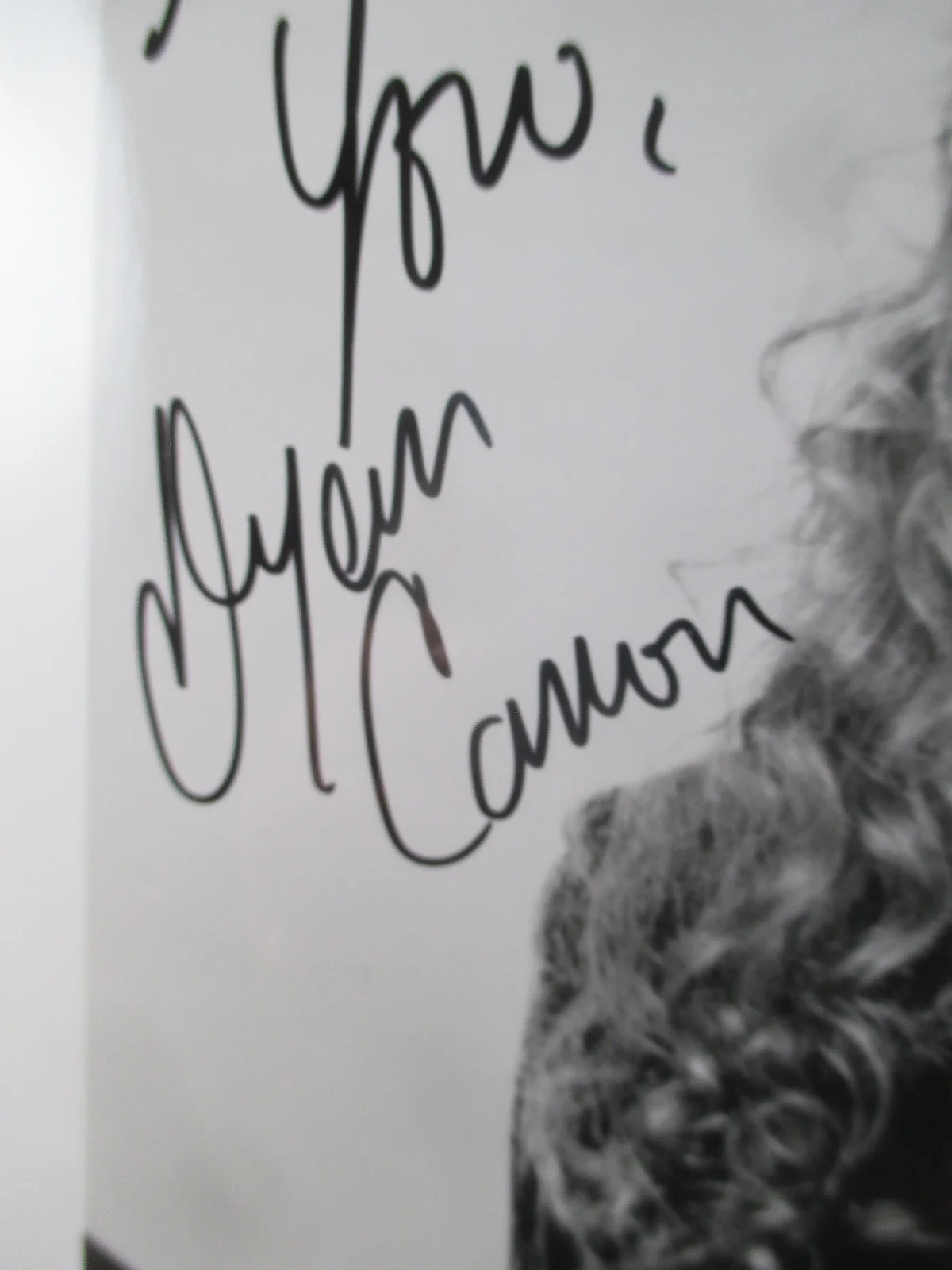 Dyan Cannon — Dyan Cannon - Original Autograph Photo - Authentic Hand Signed 8x10, image 2