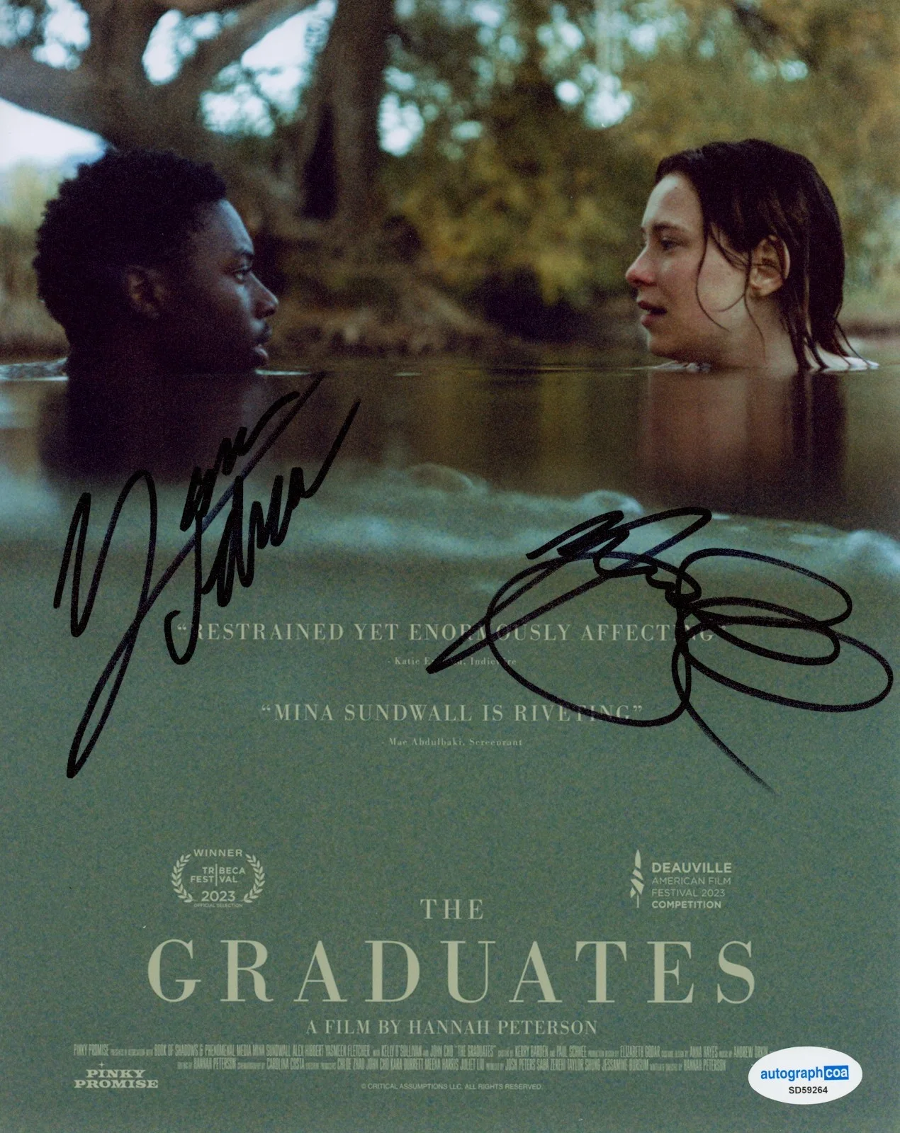 Mina Sundwall, Augustina Jane — MINA SUNDWALL & YASMEEN FLETCHER SIGNED 8x10 GRADUATES PHOTO ACOA COA, изображение 2