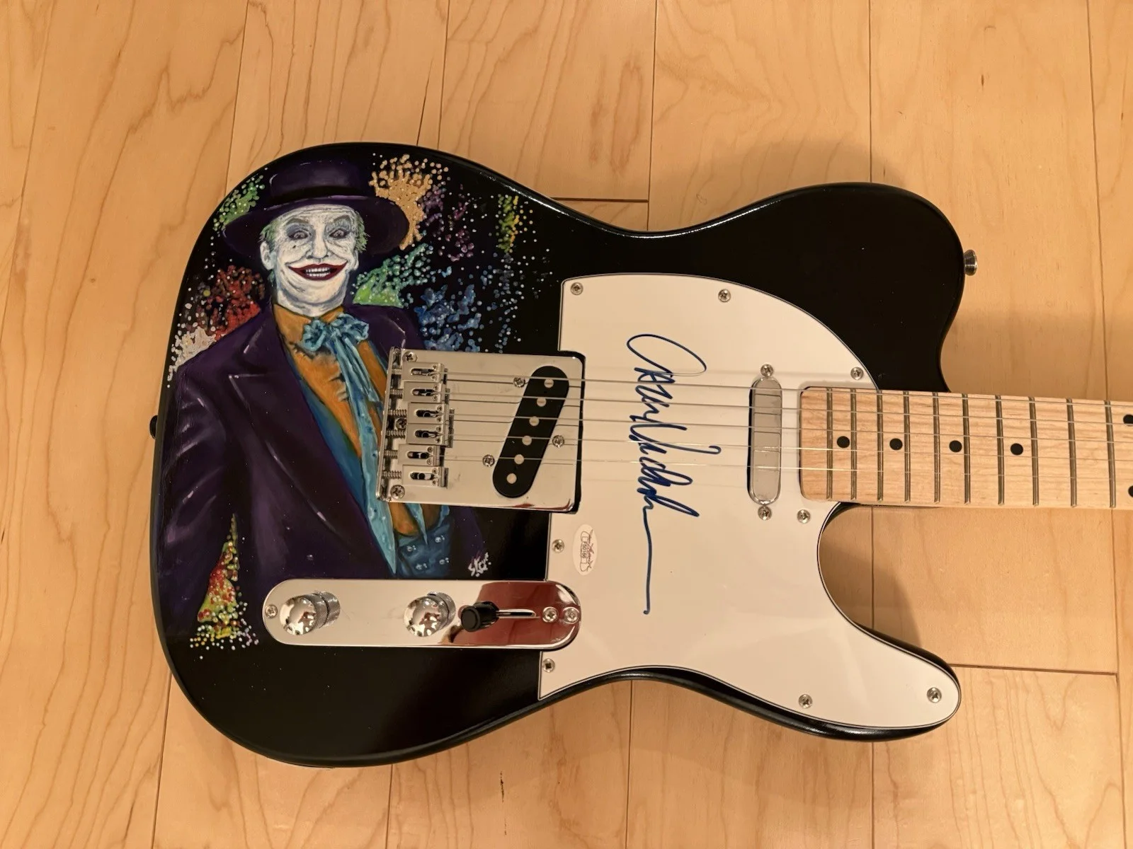 Jack Nicholson — JACK NICHOLSON Signed Guitar Custom Graphics JSA BATMAN JOKER (1989), image 2