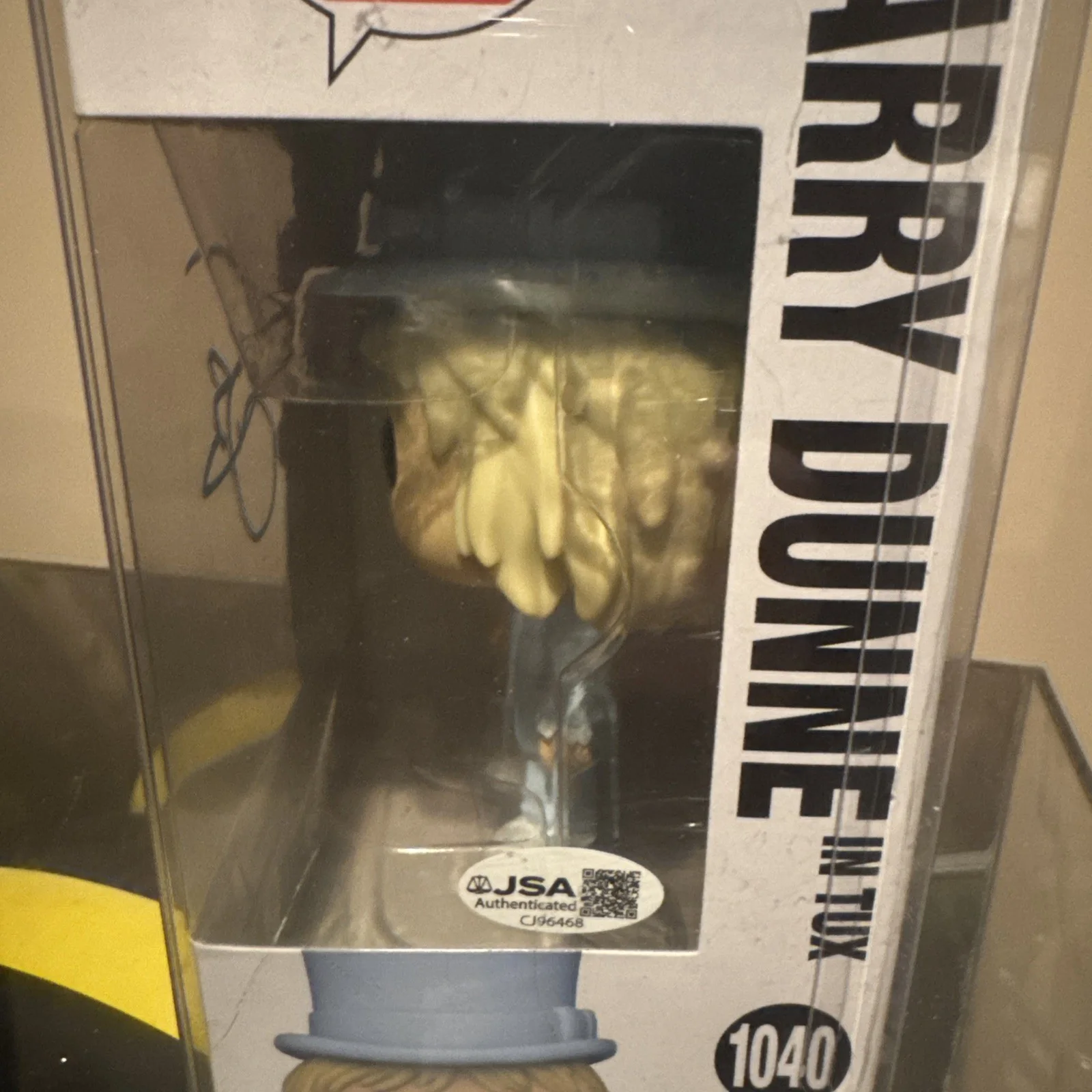 Jeff Daniels — Jeff Daniels Signed Funko Pop #1040 Harry Dunne (Dumb and Dumber) - JSA COA, изображение 2