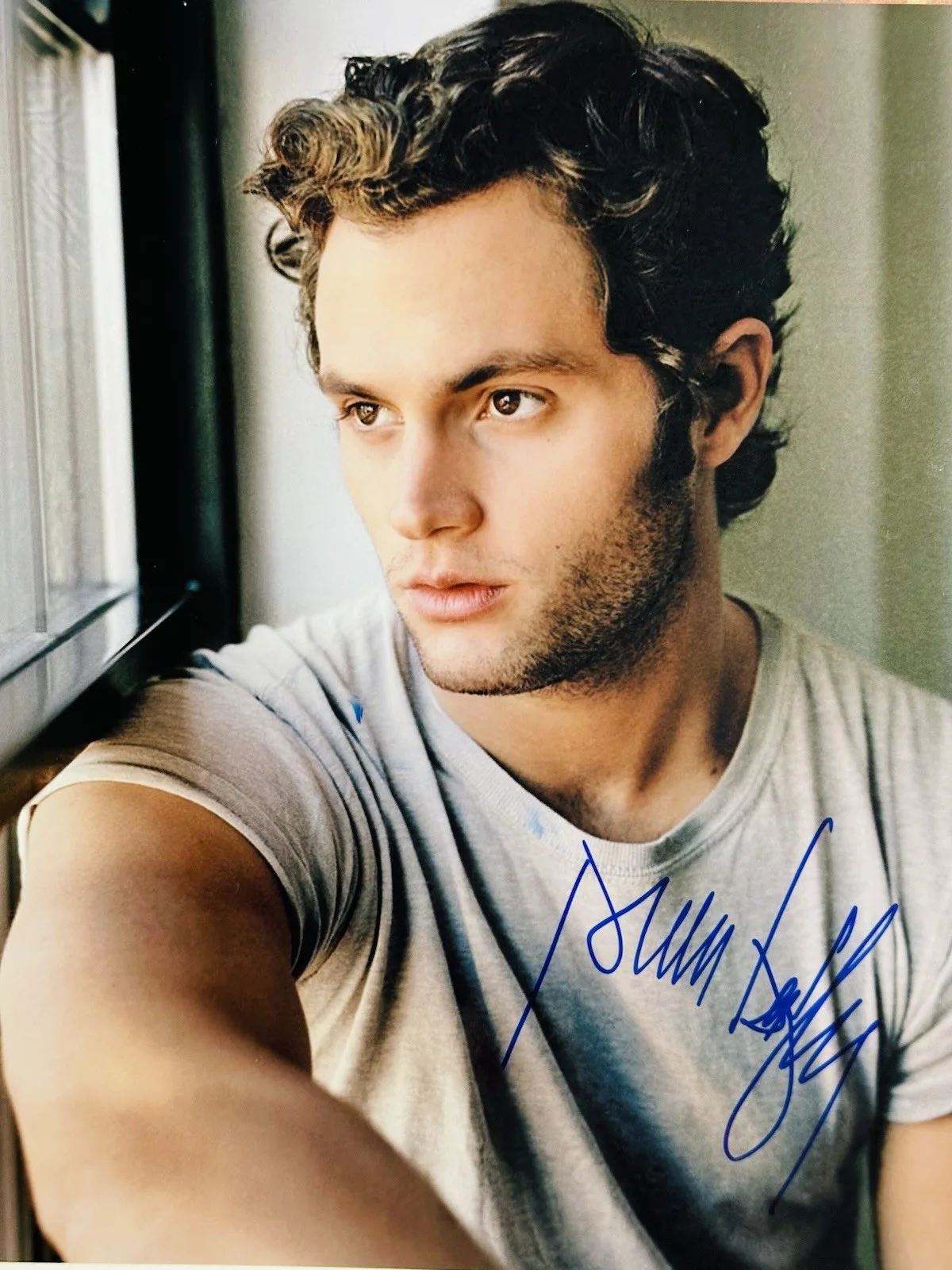 Penn Badgley — Penn Badgley signed Photo. Gossip Girl. Margin Call. You