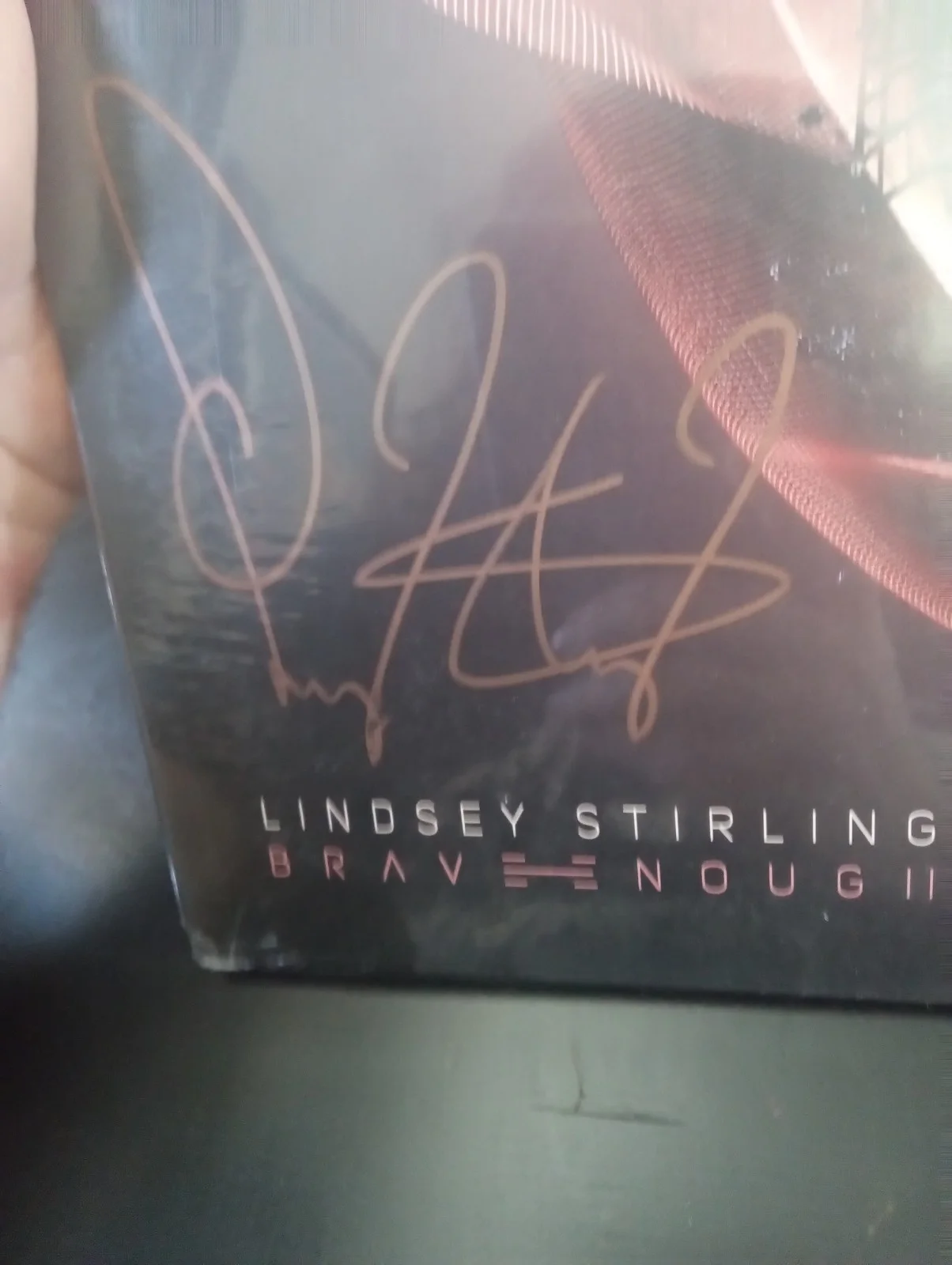 Lindsey Stirling RSD Brave Enough Autographed Original Vinyl sealed, image 3
