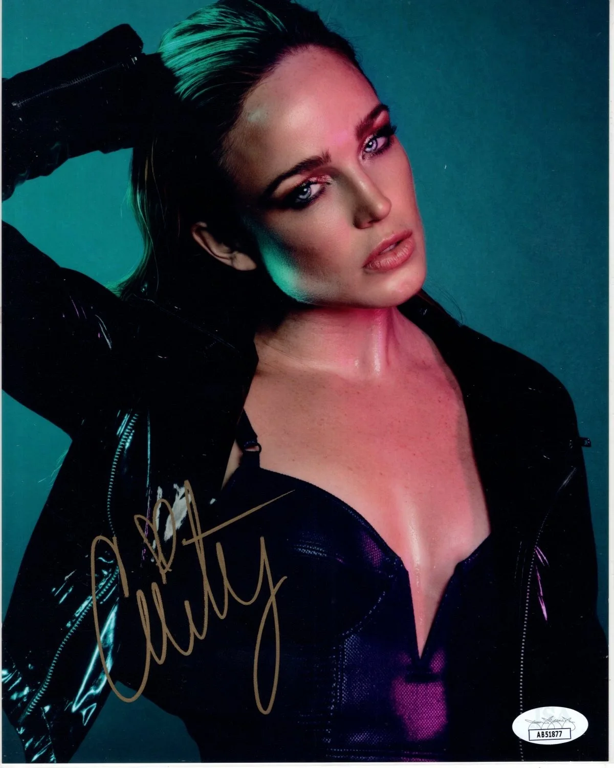 Caity Lotz — CAITY LOTZ signed autographed 8x10 ARROW SARA LANCE WHITE CANARY photo JSA