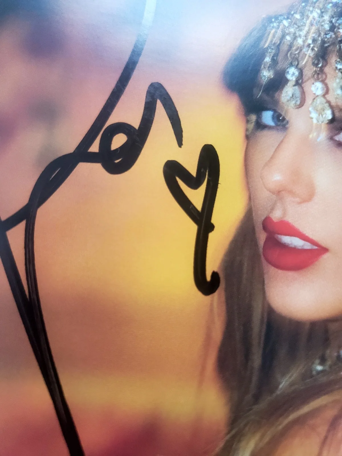 Taylor Swift Signed TLOAS #1 Heart With Tail + Attached "T", image 2
