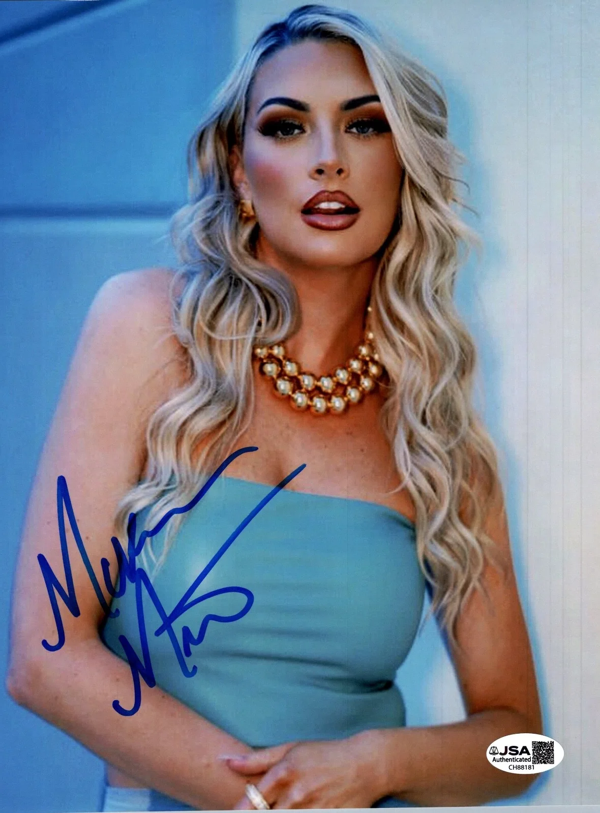 MCKENZIE MITCHELL — MCKENZIE MITCHELL Authentic Hand-Signed "TNA WRESTLING" 8x10 Photo (JSA COA)