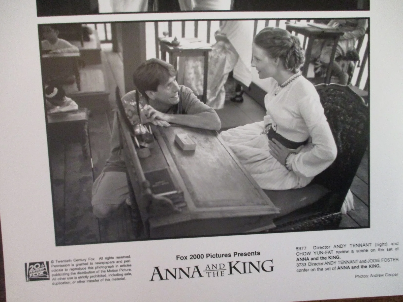 Chow Yun-Fat/Andy Tennant/Jodie Foster(ANNA AND THE KING)1999 8 x10 B & W Photo, изображение 2