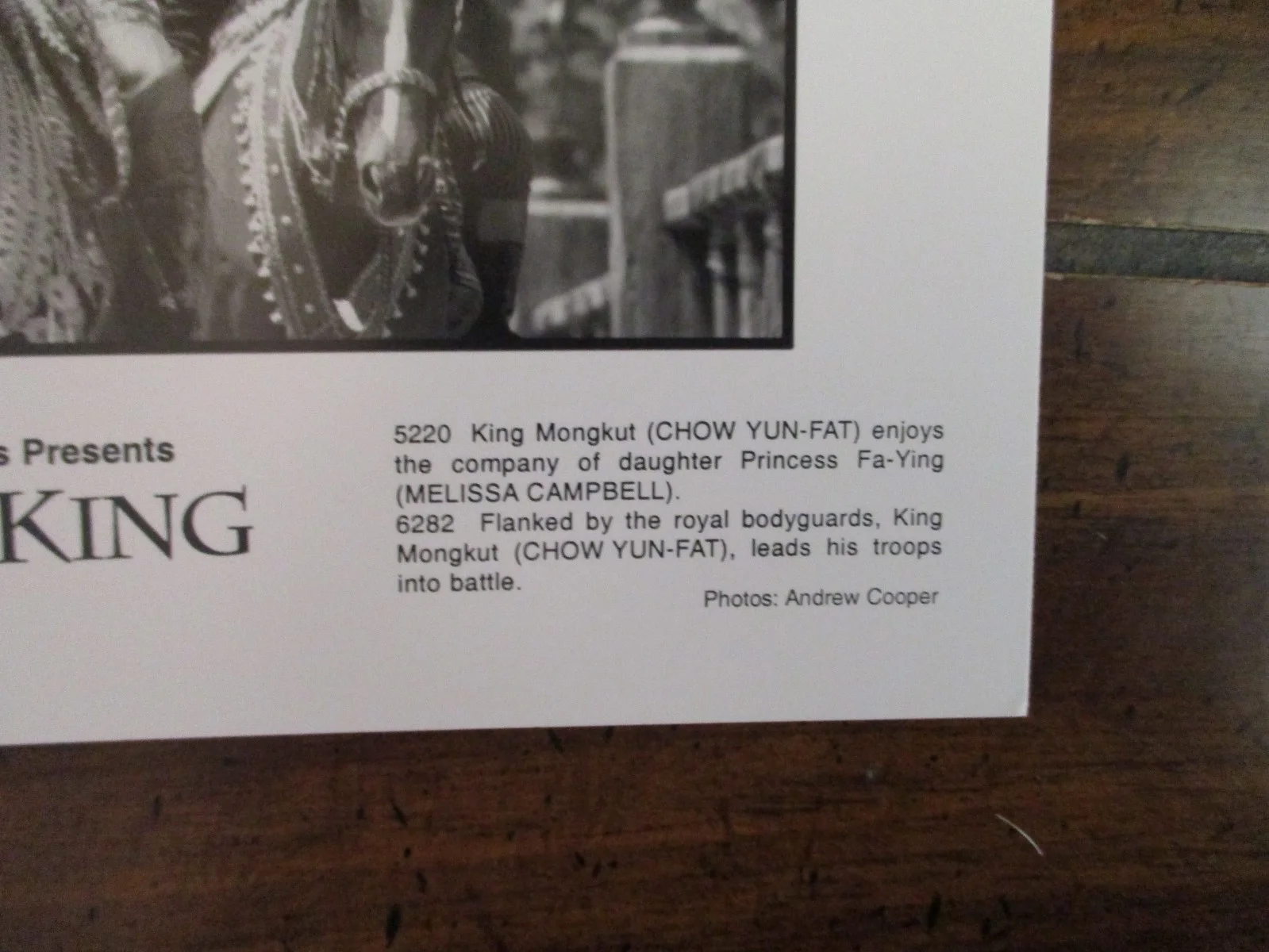 Chow Yun-Fat/Melissa Campbell (ANNA AND THE KING)1999 8 x 10 Black & White Photo, изображение 3