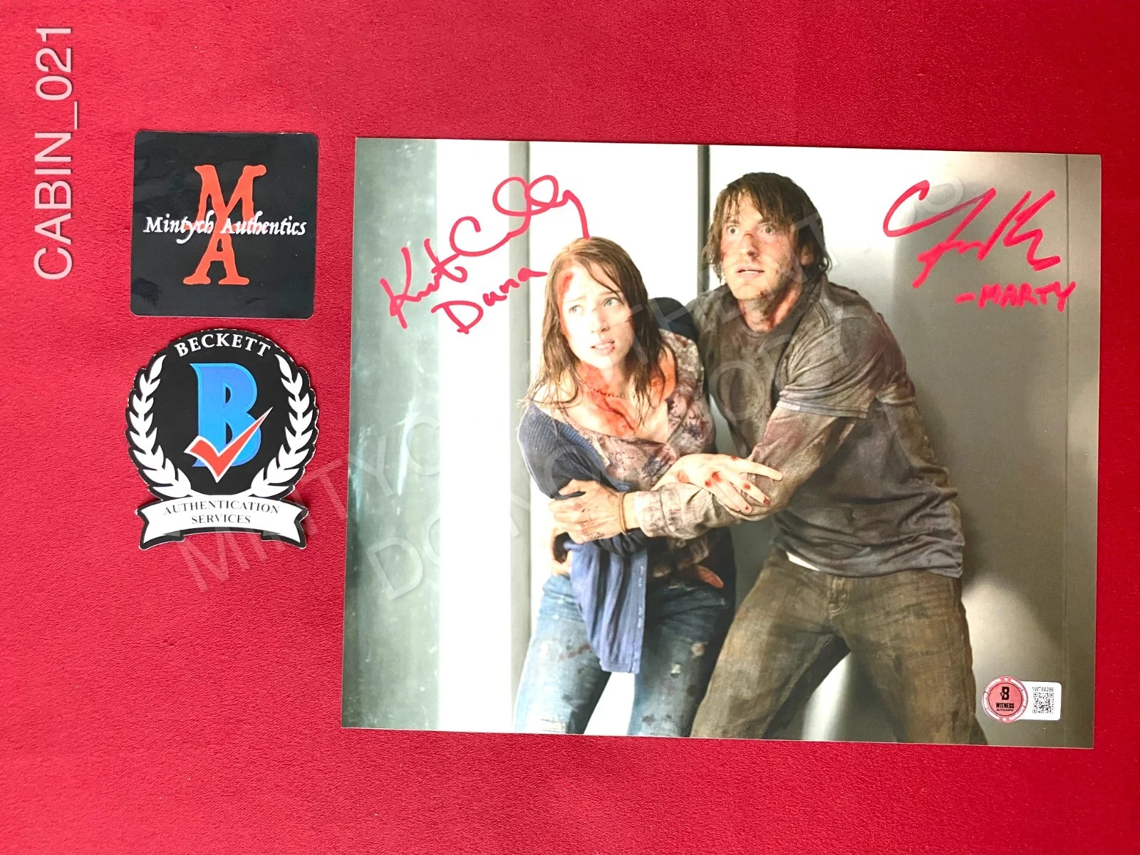Kristen Connolly, Fran Kranz — Kristen Connolly Fran Kranz dual signed Cabin in the Woods 8x10 photo Beckett