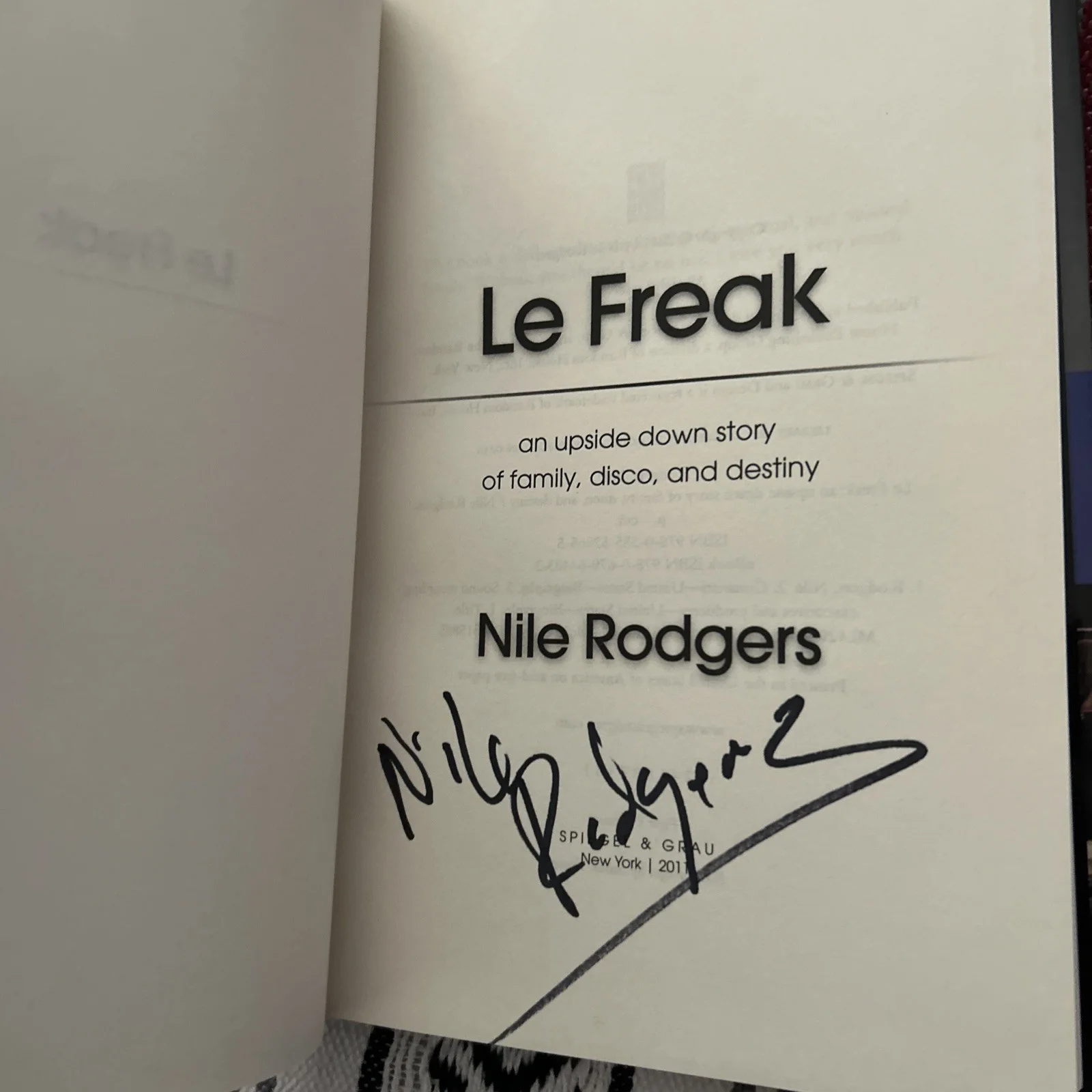NILE RODGERS SIGNED memoir, image 2
