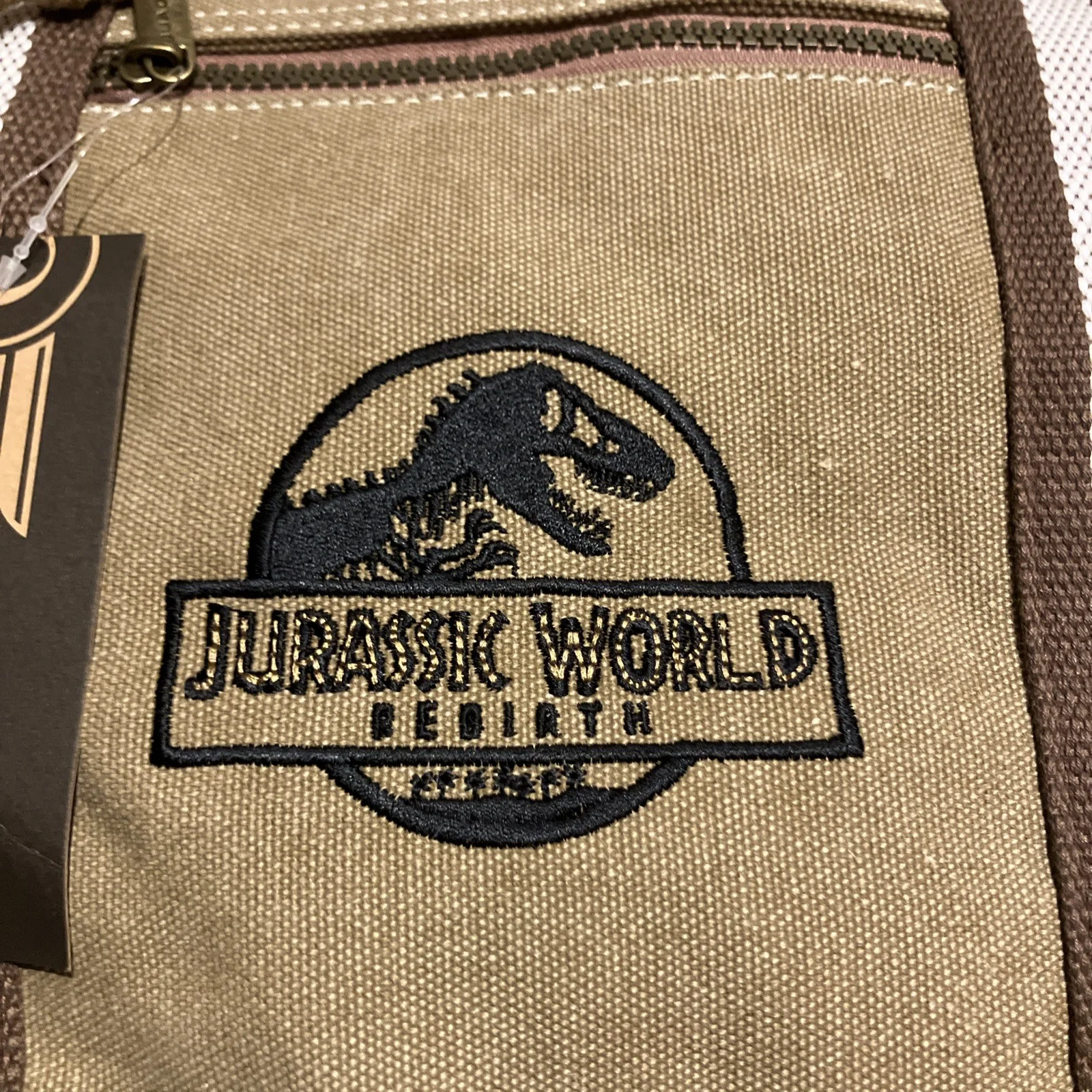 Jurassic World Rebirth Exclusive Cast And Crew Gift Canvas Hold-all With Logo, image 3
