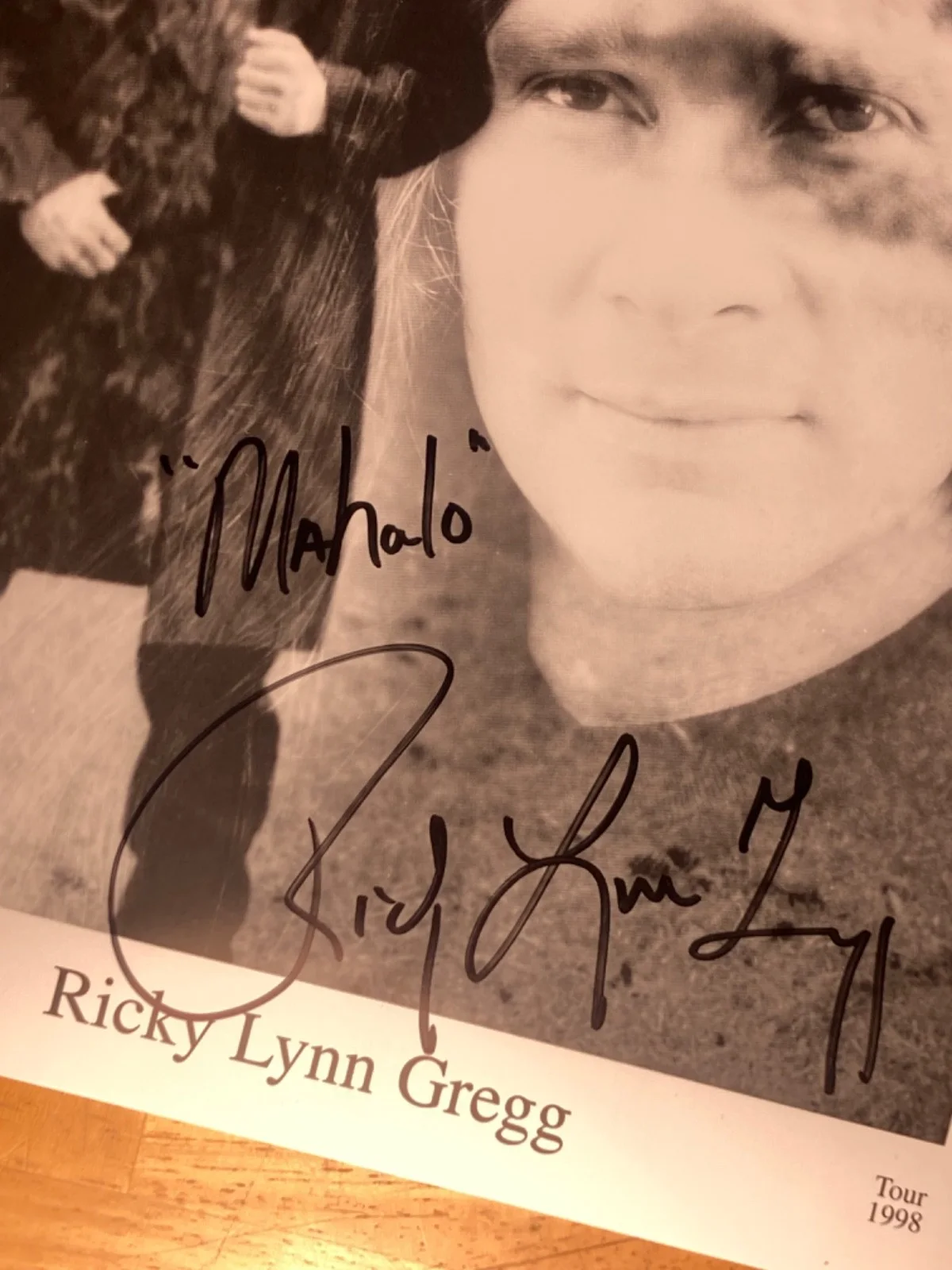 Hand SIGNED Ricky Lynn Gregg 8x10 Press Photo (1998 Tour) - Country Music, изображение 3