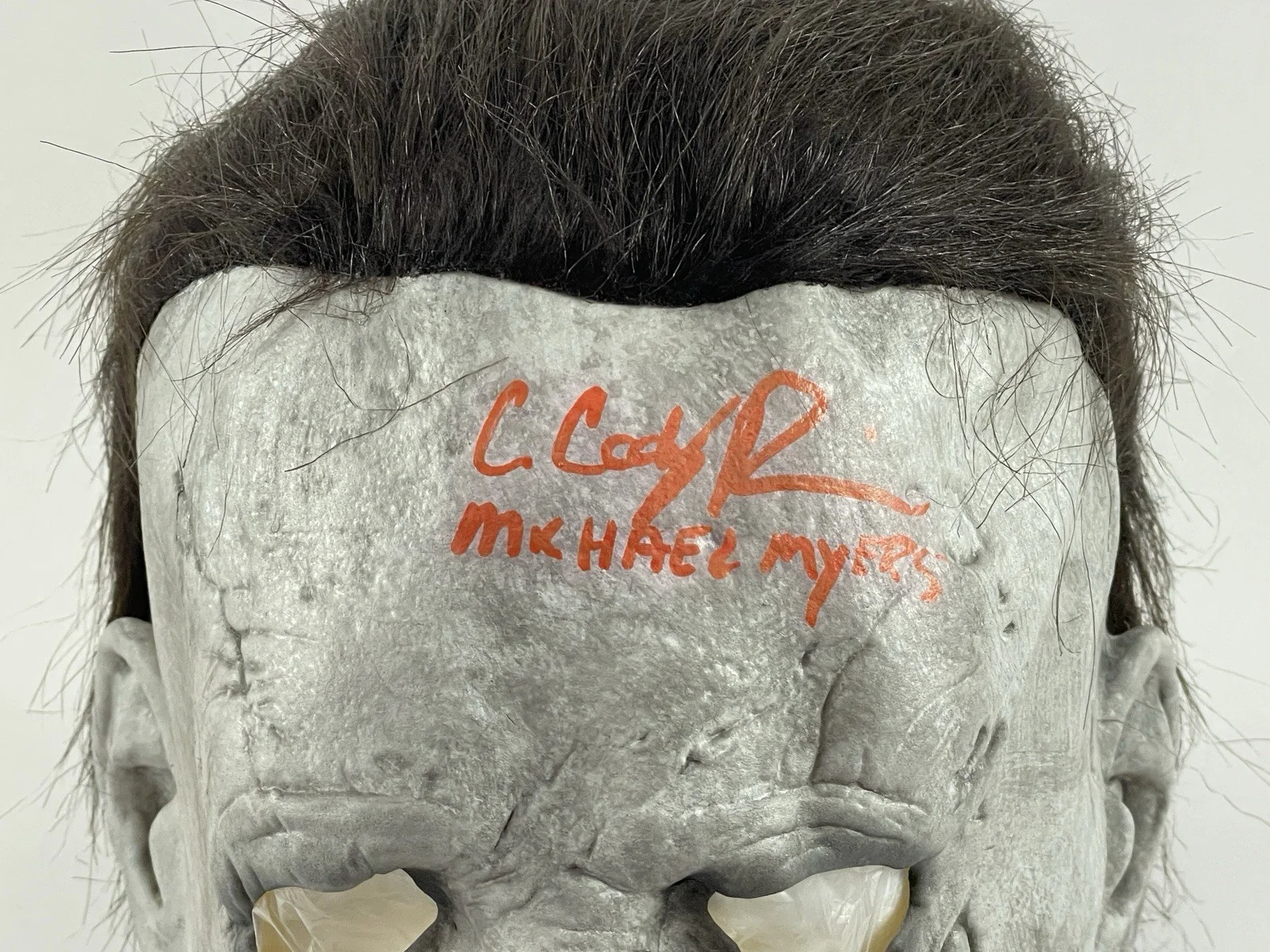 Cody Robinson — Halloween Michael Myers Cody Robinson Signed Prop Replica 2018 Mask JSA COA 🎃, изображение 4