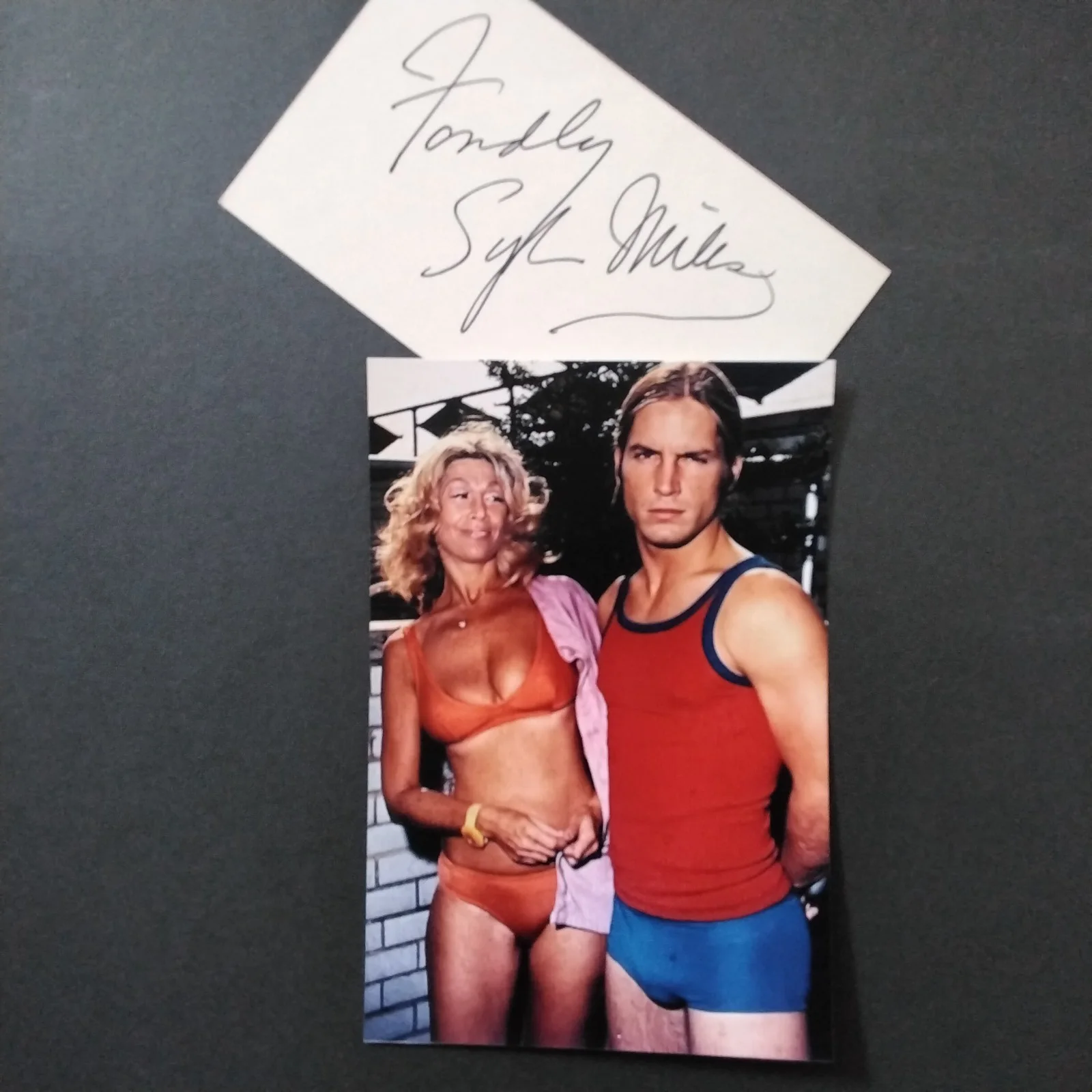 Sylvia Miles SIGNED Card Photo Movie Actress Heat Warhol Midnight Cowboy Wall St, изображение 2