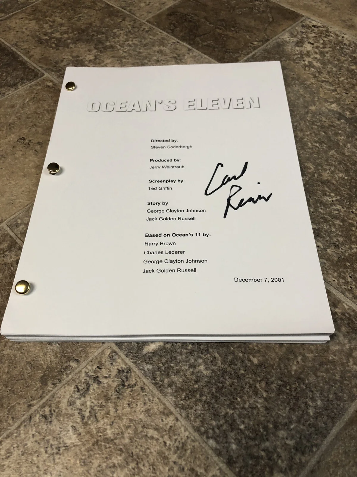 Carl Reiner — CARL REINER SIGNED AUTOGRAPHED OCEAN’S ELEVEN 11 FULL MOVIE SCRIPT SAUL BLOOM, изображение 4