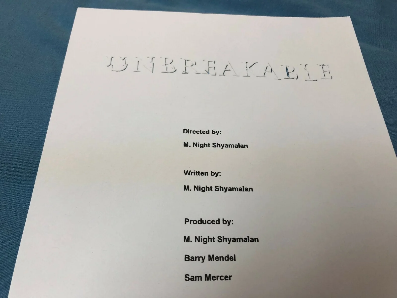 M. NIGHT SHYAMALAN — M. NIGHT SHYAMALAN SIGNED AUTOGRAPHED UNBREAKABLE FULL MOVIE SCRIPT DIRECTOR, image 3