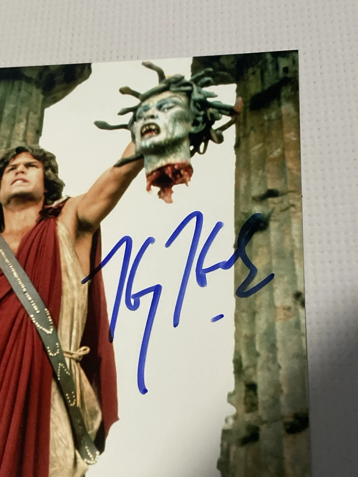 Harry Hamlin — Harry Hamlin Signed Autographed 8x10 "Clash of the Titans" Movie Photo OPIX, изображение 3