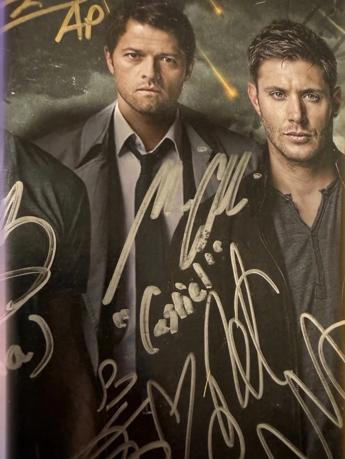 Supernatural Board game Autographed By 11 Cast Members, image 2