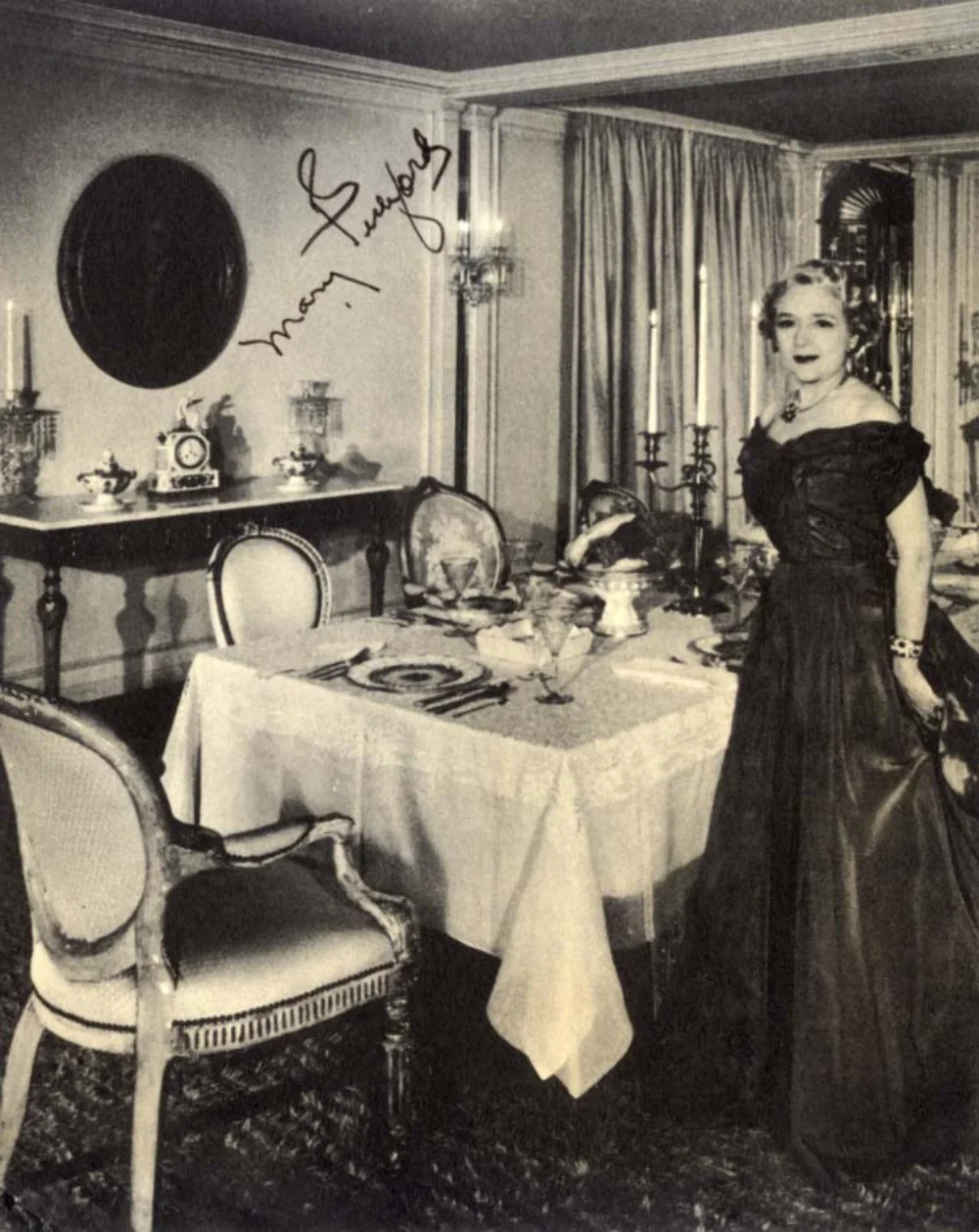 ACTRESS Mary Pickford AUTHENTIC autographs, book page & magazine page signed, изображение 3